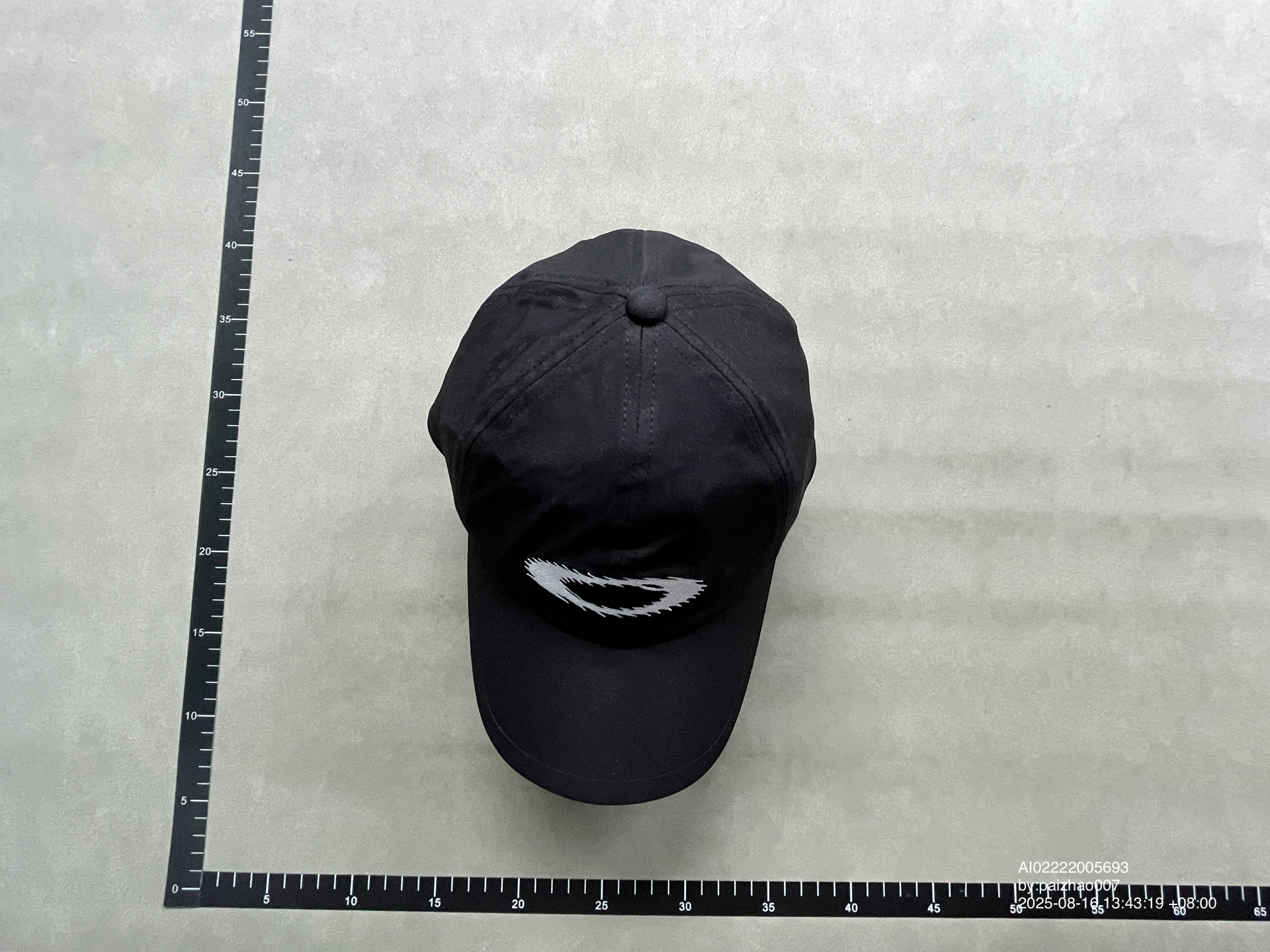 QC Photo - Oakley Cap