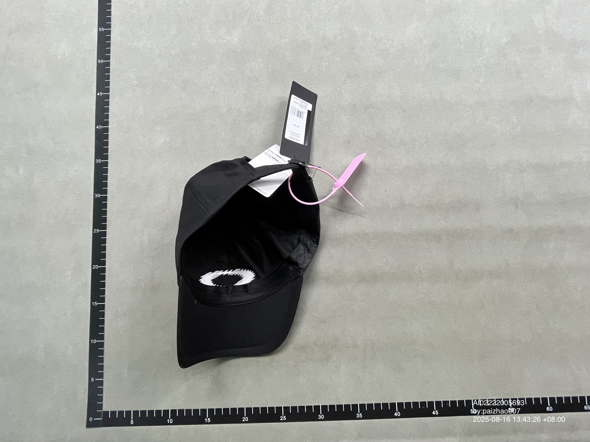 QC Photo - Oakley Cap