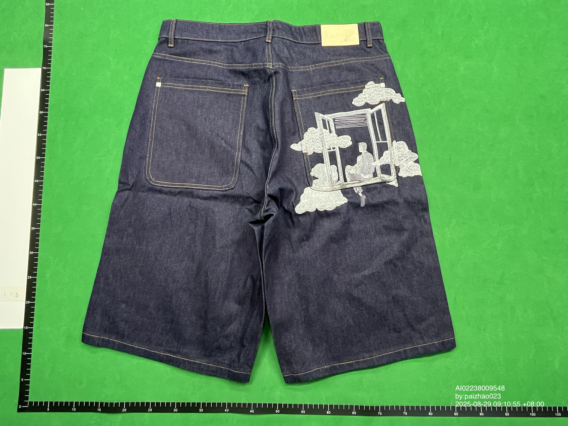 QC Photo - Derschutze On Air Denim Shorts