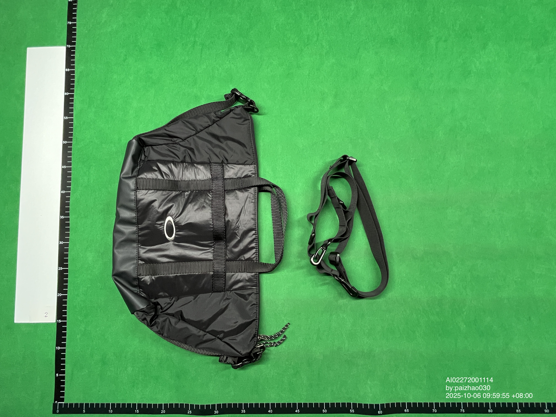 QC Photo - Oakley Shoulder Bag (3 Variants)