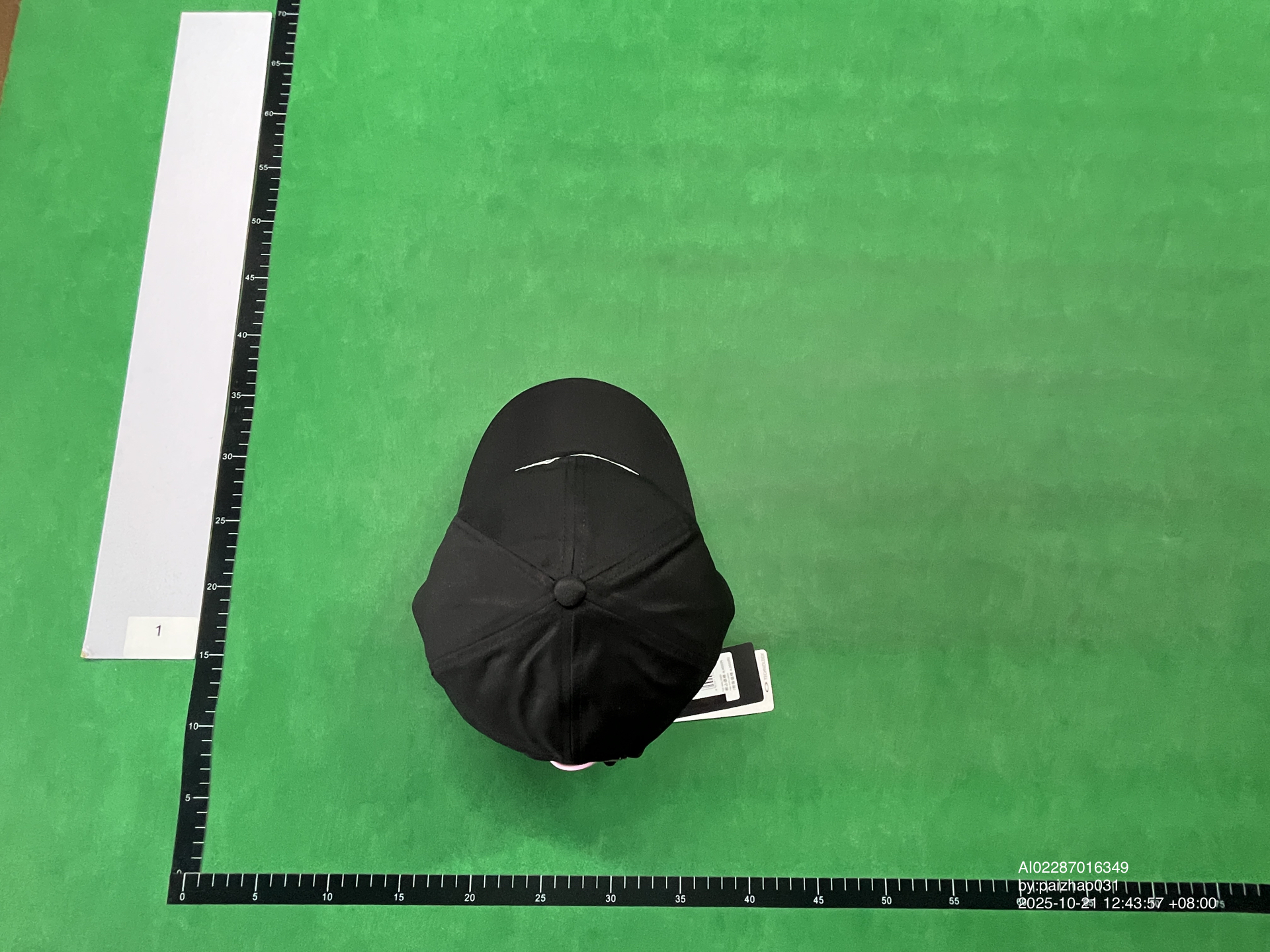 QC Photo - Oakley Cap