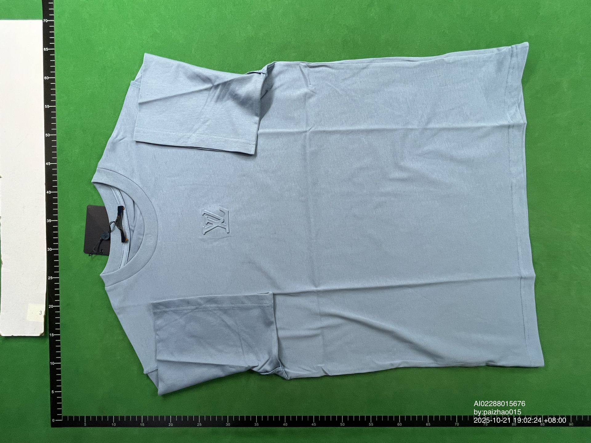 QC Photo - Louis Vuitton Embossed Logo Tee