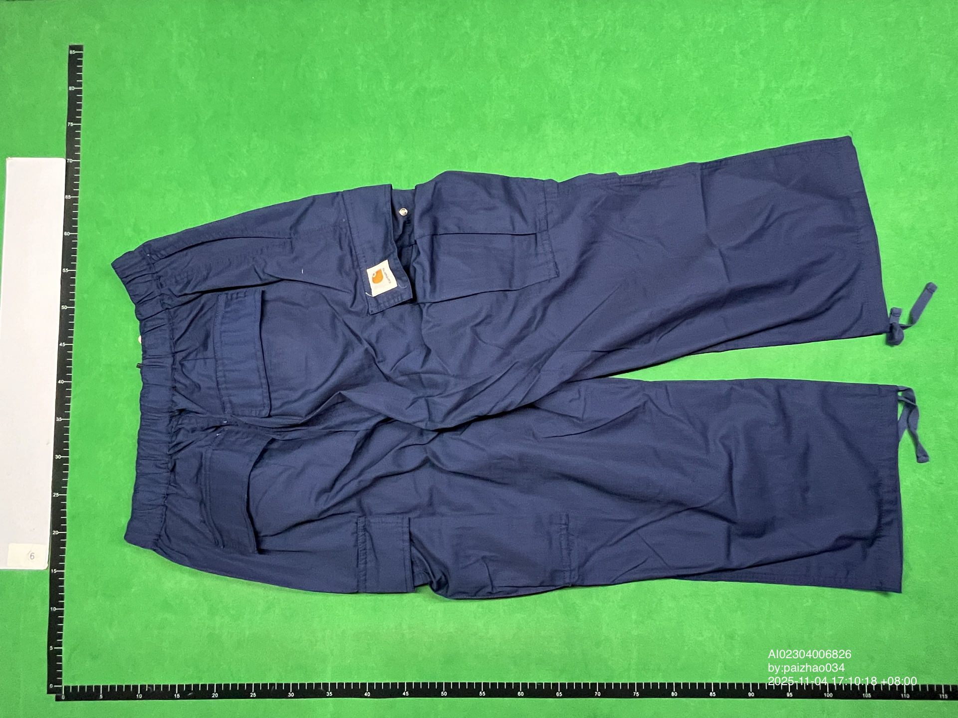QC Photo - Carhartt Baggy Cargo Pants