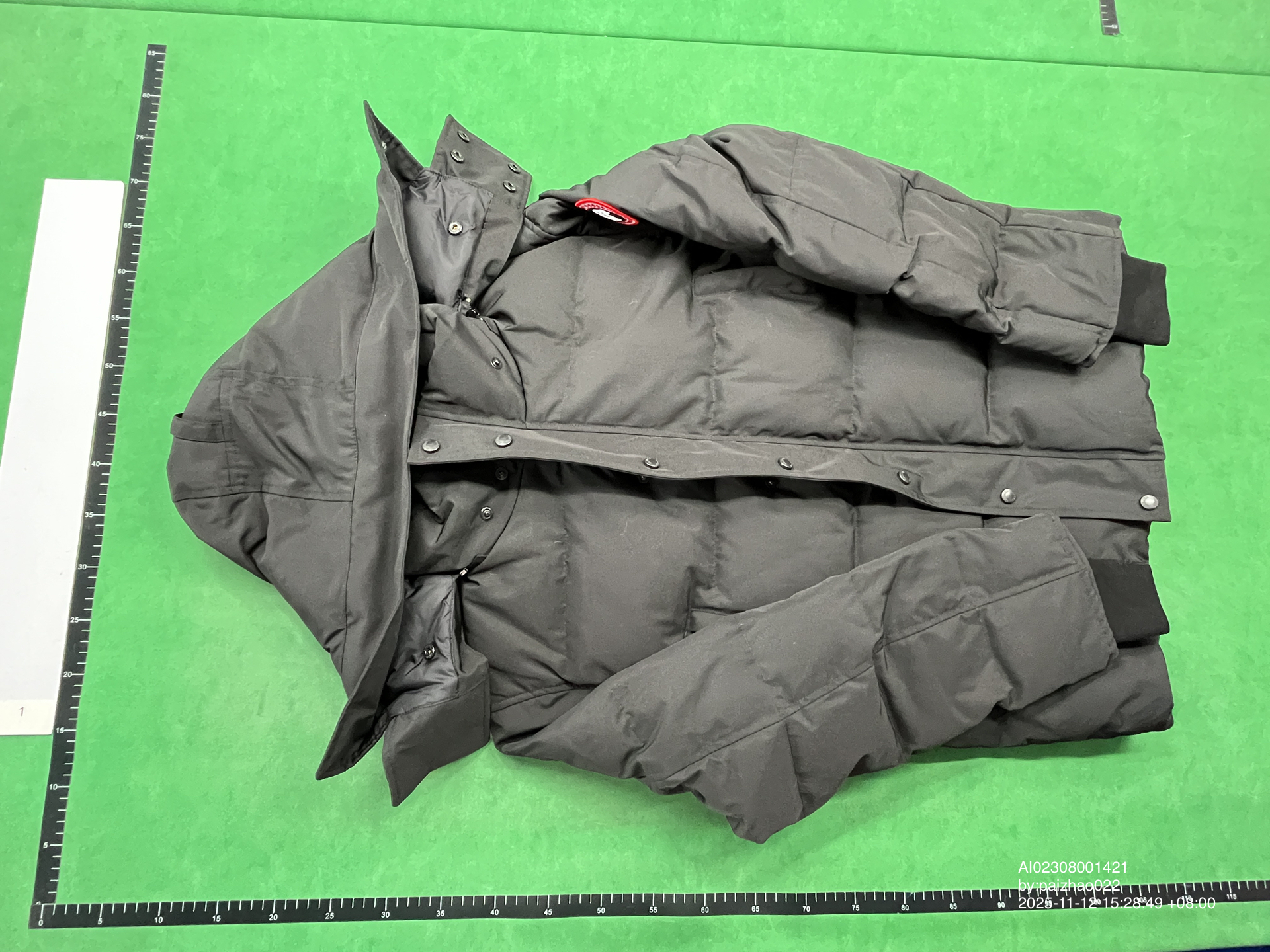 QC Photo - Canada Goose Wyndham Parka Jacket