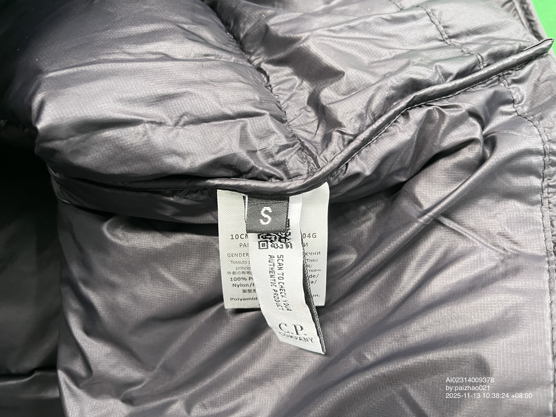 QC Photo - Black down vest s