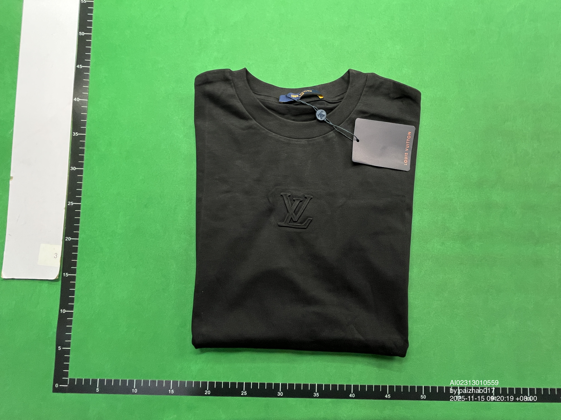 QC Photo - Louis Vuitton Embossed Logo Tee