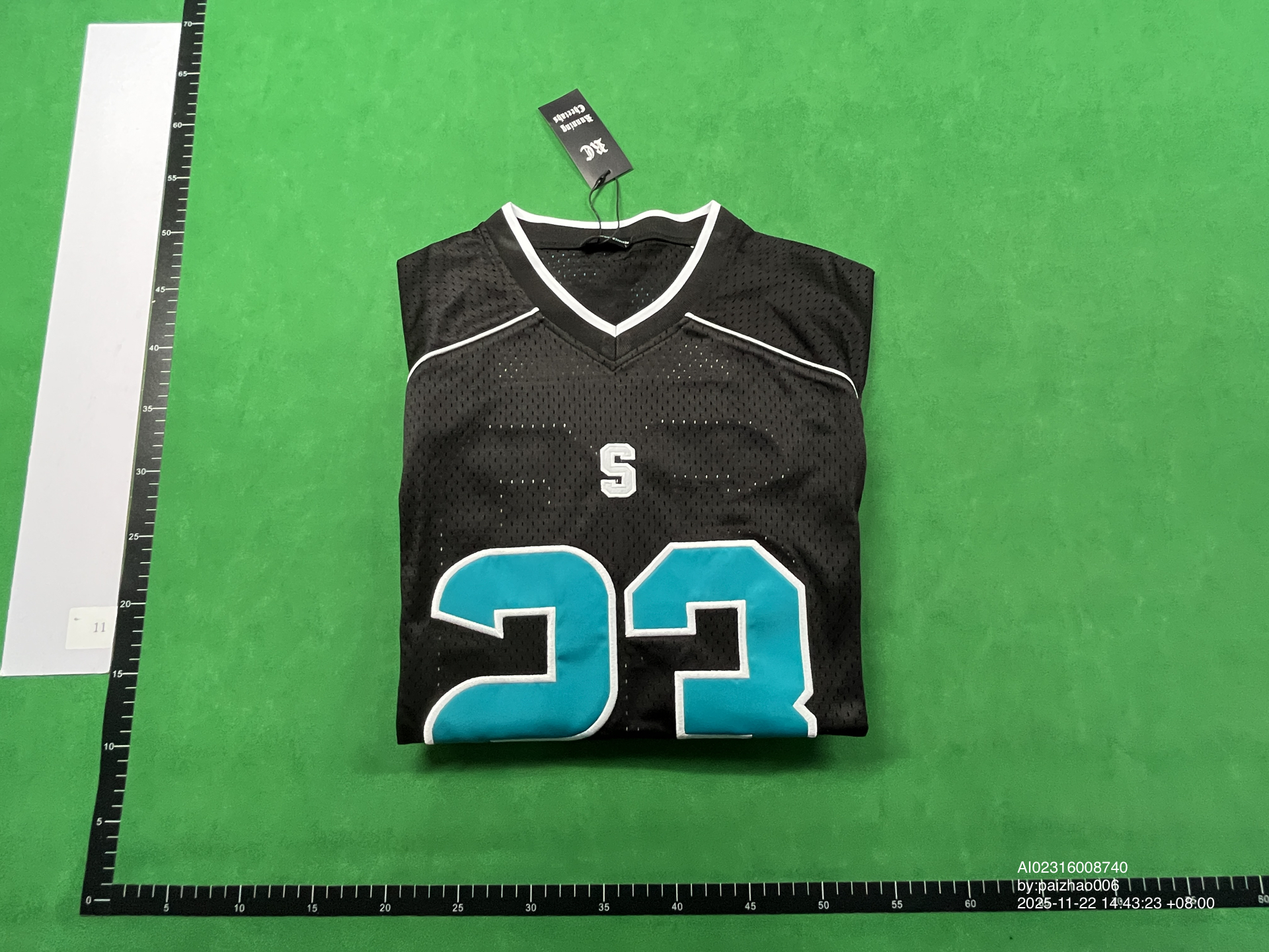 QC Photo - Supreme Perfect Season Football Jersey