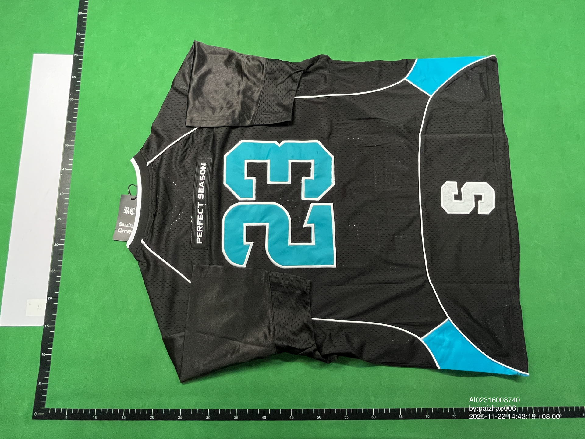 QC Photo - Supreme Perfect Season Football Jersey