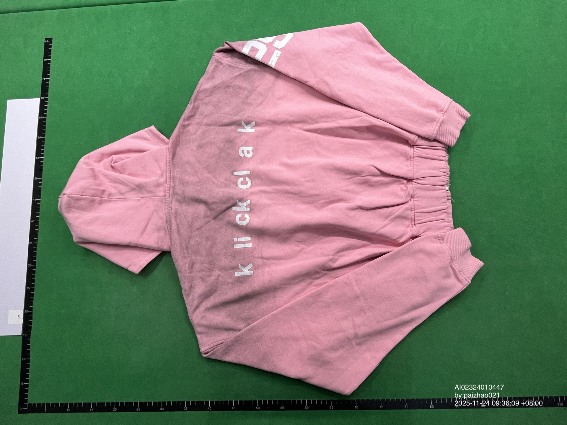 QC Photo - KLICK CLAK Unicorn Zip-Up Hoodie (2 Variants)
