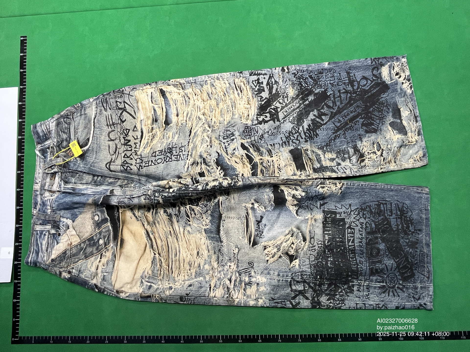 QC Photo - Acne Studios 2023M Torn Scribble Print Denim Jeans
