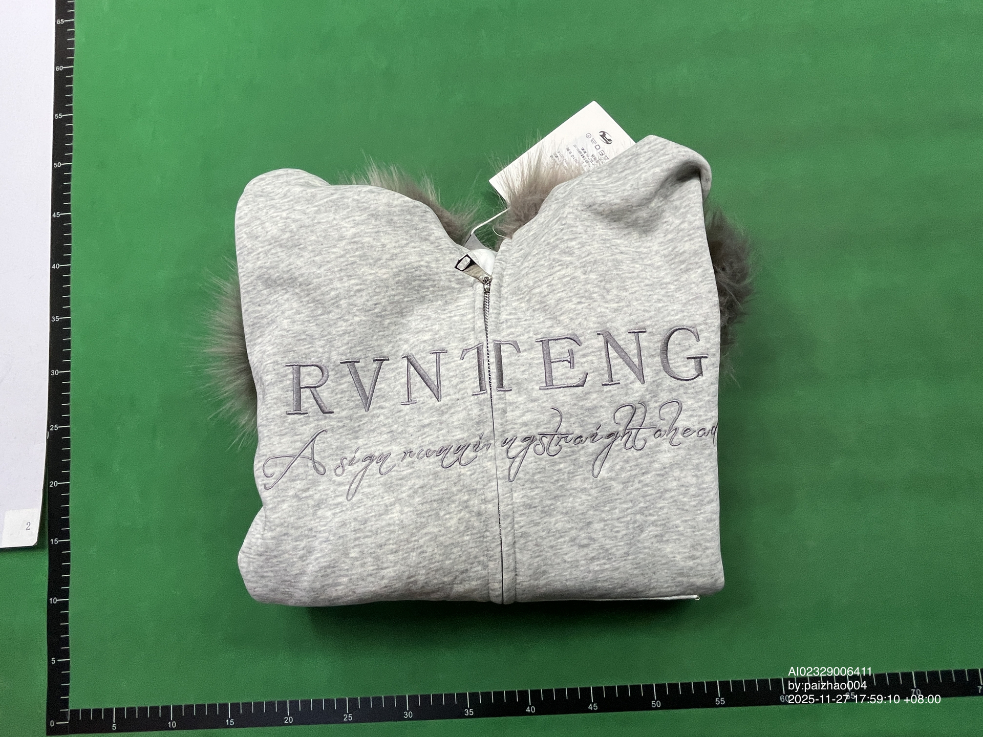 QC Photo - RVNTENG Faux Fur Zip-Up Hoodie Black