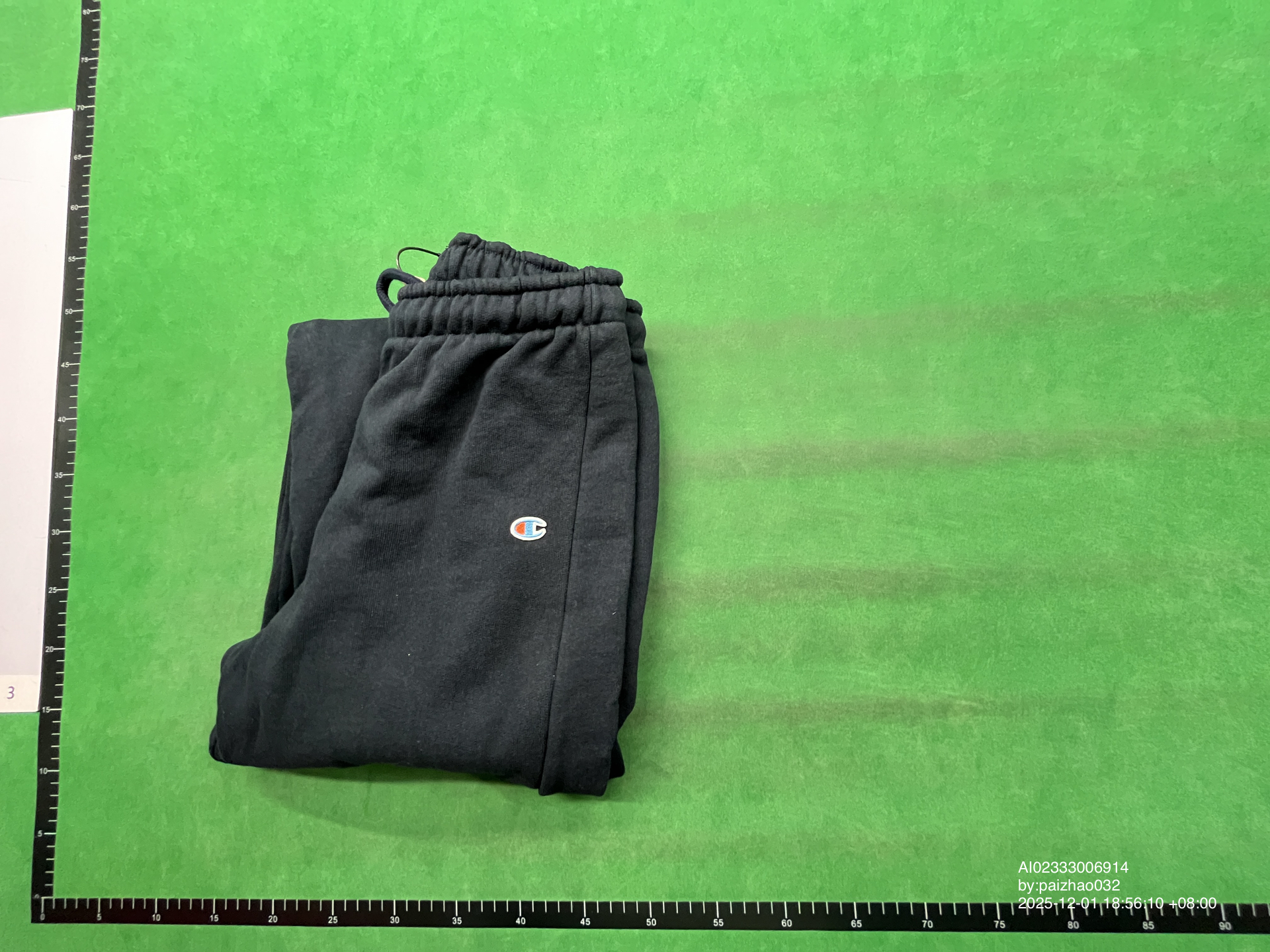 QC Photo - Vetements x Champion Baggy Loose Sweatpants