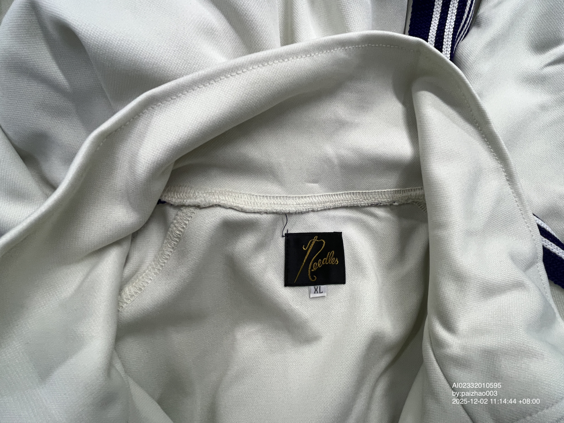 QC Photo - Embroidered butterfly zipper coat 9712