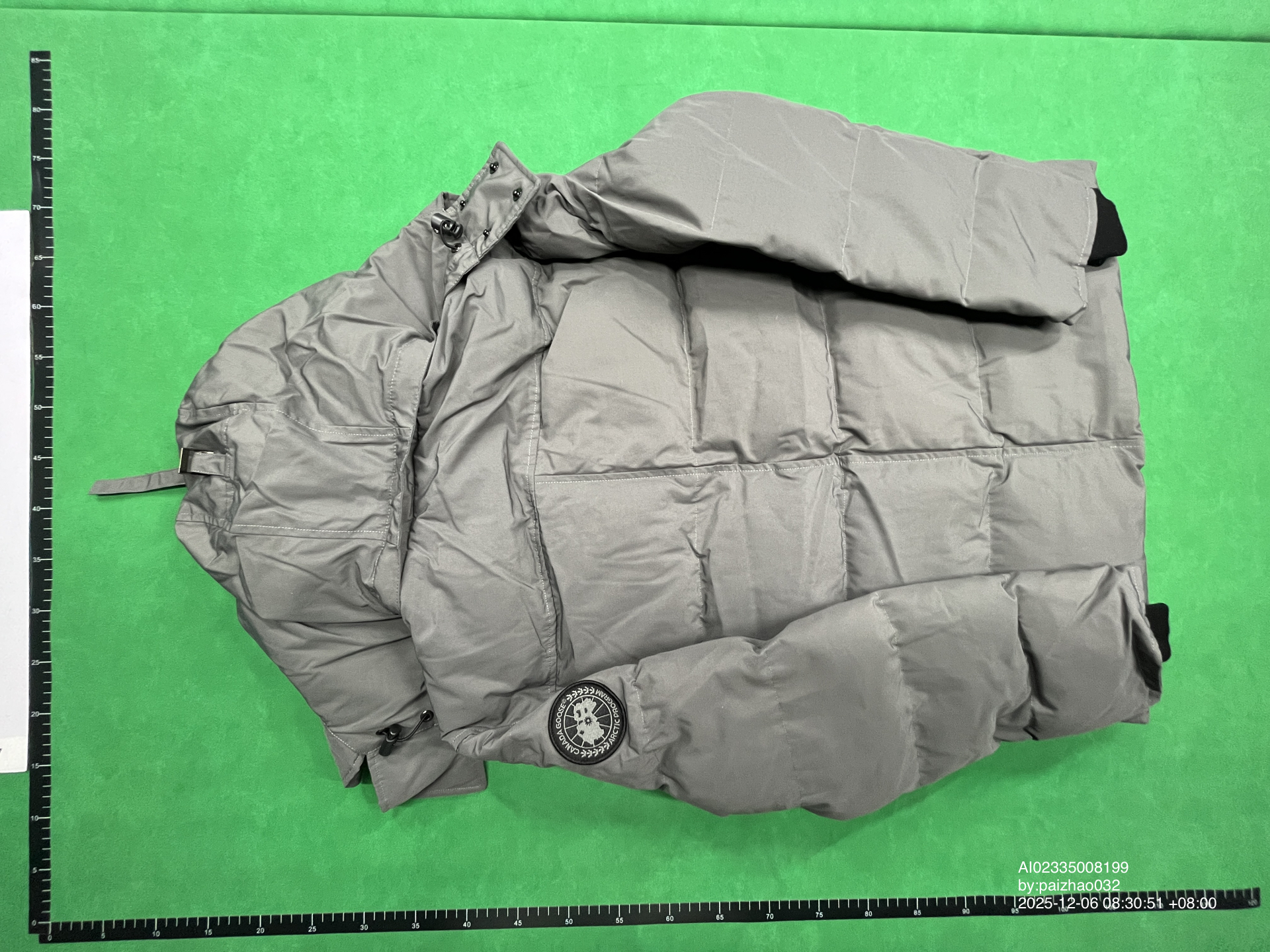 QC Photo - Canada Goose Wyndham Parka Jacket