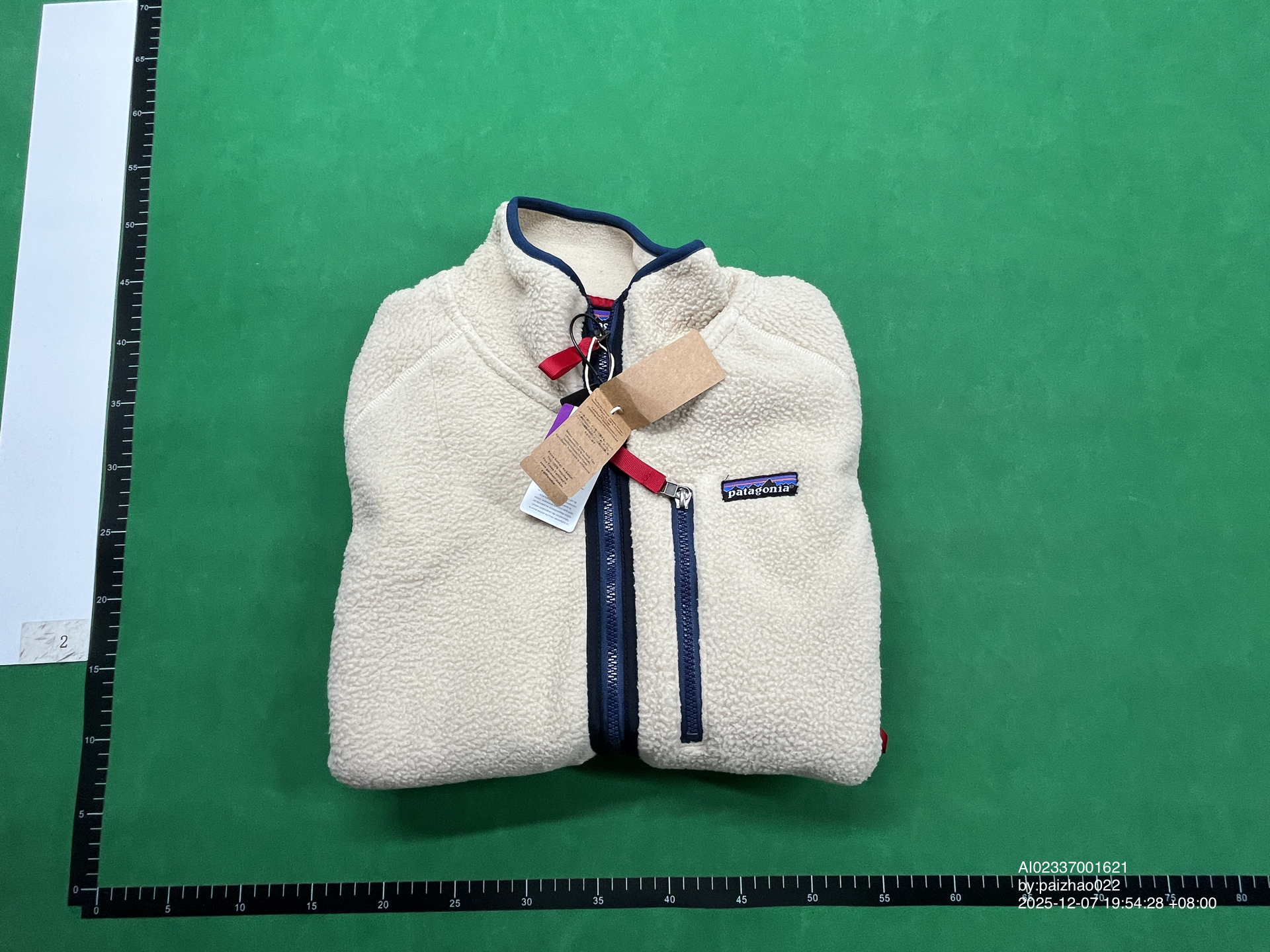 QC Photo - Patagonia Retro Pile Fleece Vests