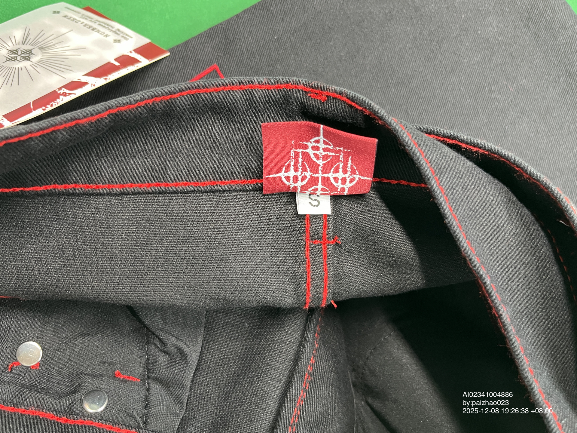 QC Photo - DETW Red Stitch Baggy Jeans