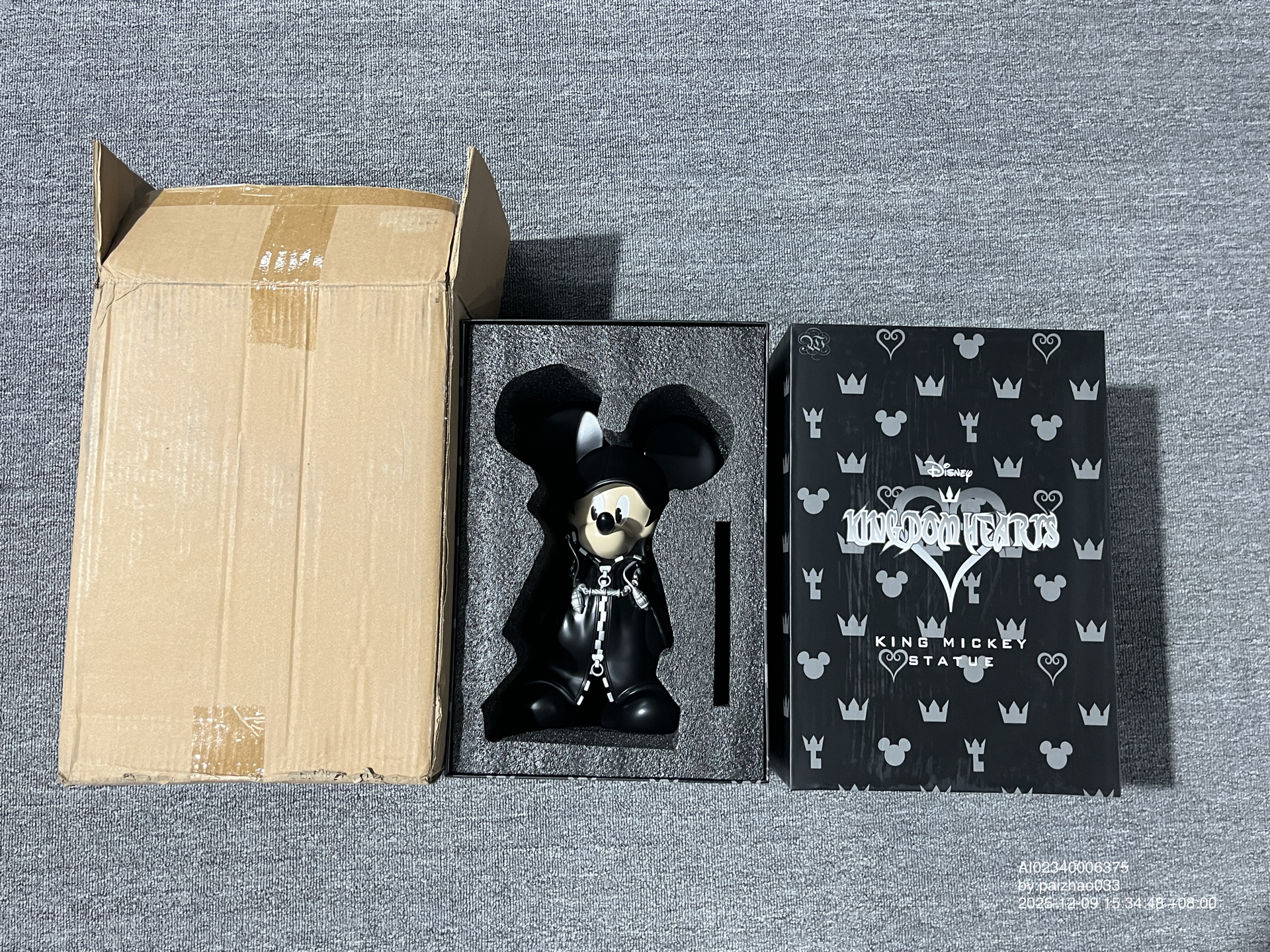 QC Photo - Kingdom Hearts Mickey Figurine 30 cm