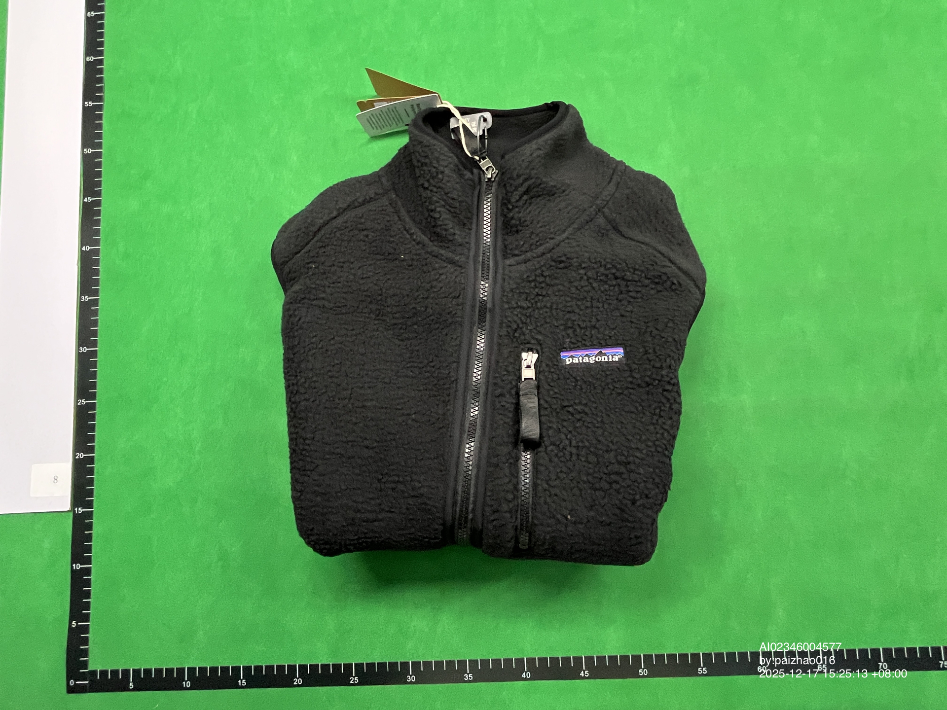 QC Photo - Patagonia Retro Pile Fleece Vests