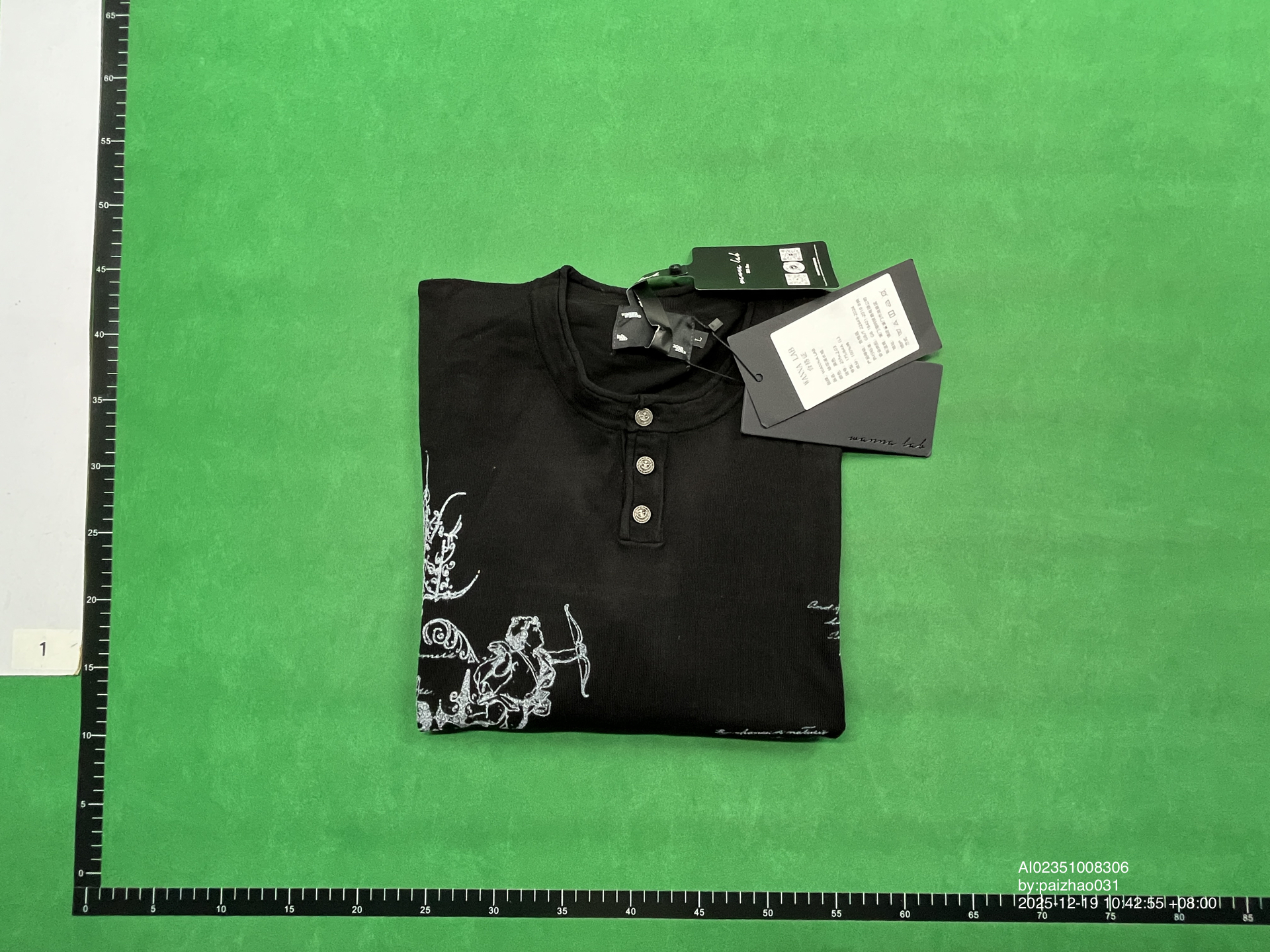 QC Photo - WANNA LAB Long Sleeve Tee (2 Variants)