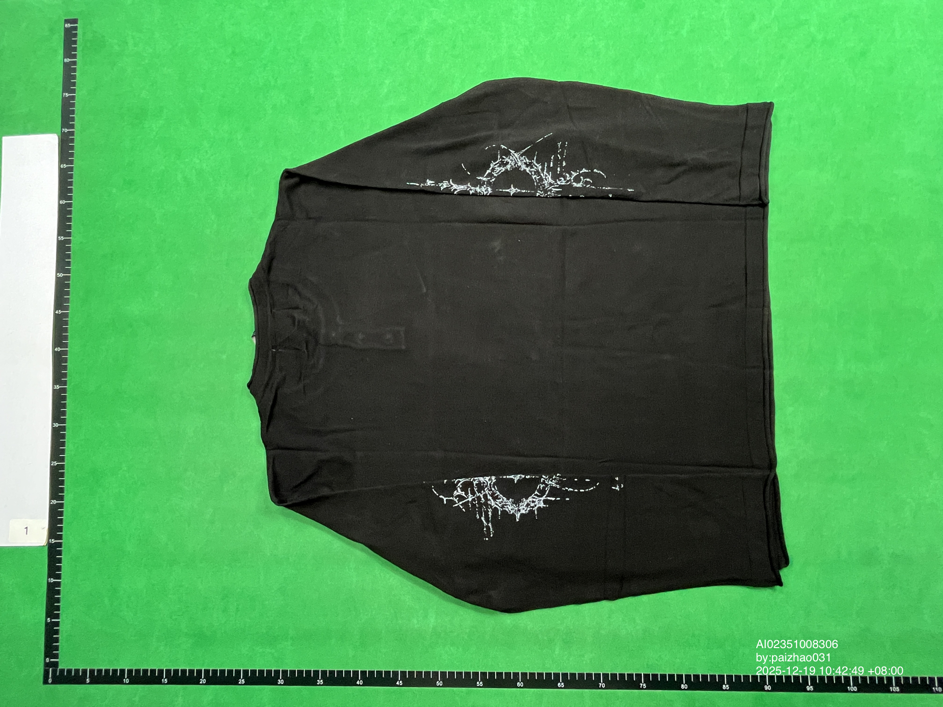 QC Photo - WANNA LAB Long Sleeve Tee (2 Variants)