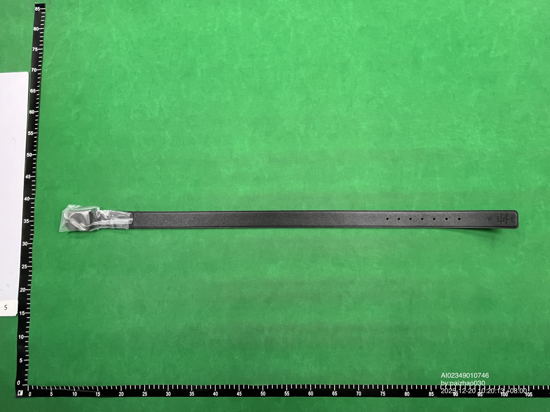 QC Photo - White Louis Vuitton Belt