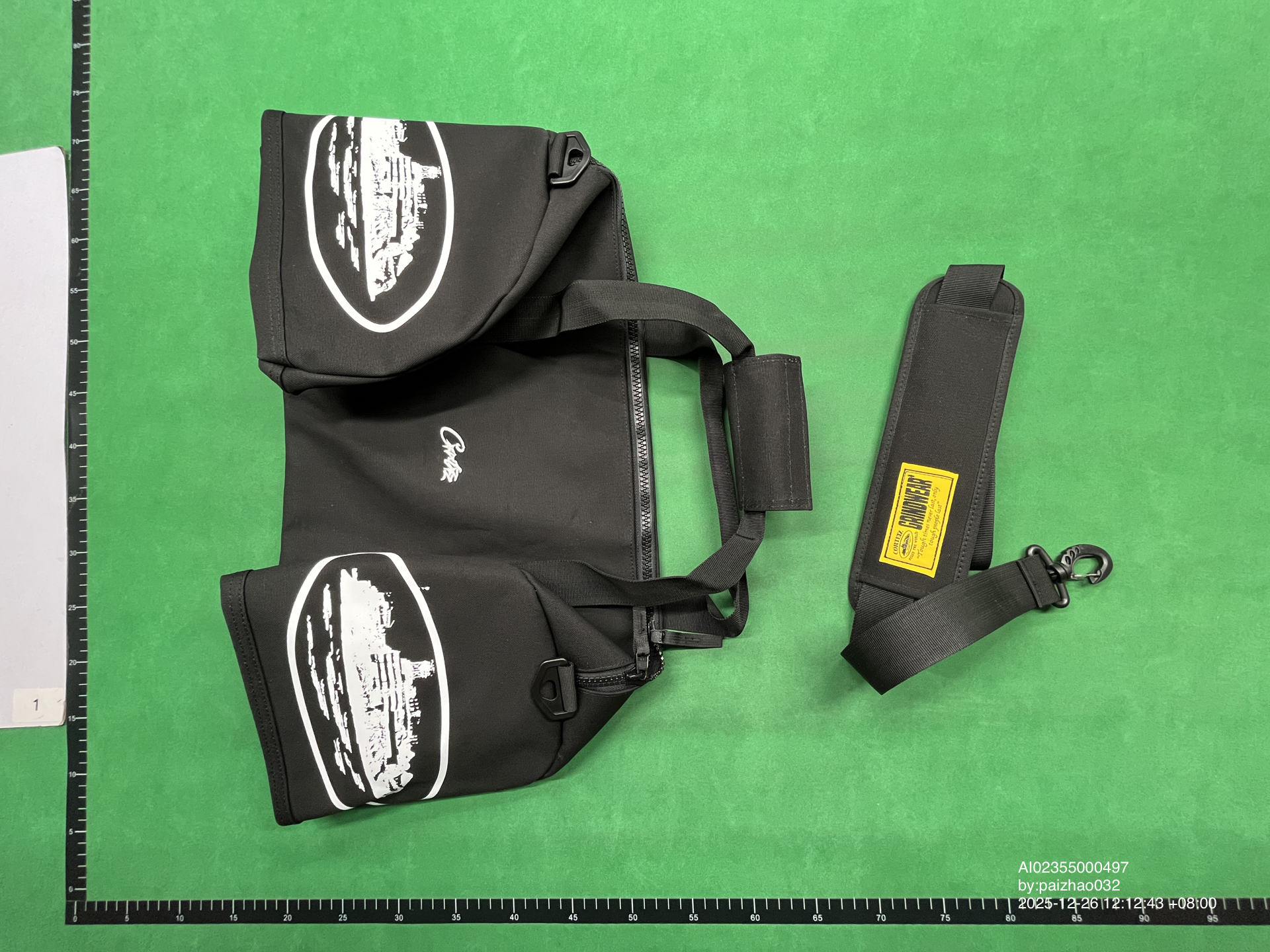 QC Photo - Corteiz Alcatraz Duffle Bag Black