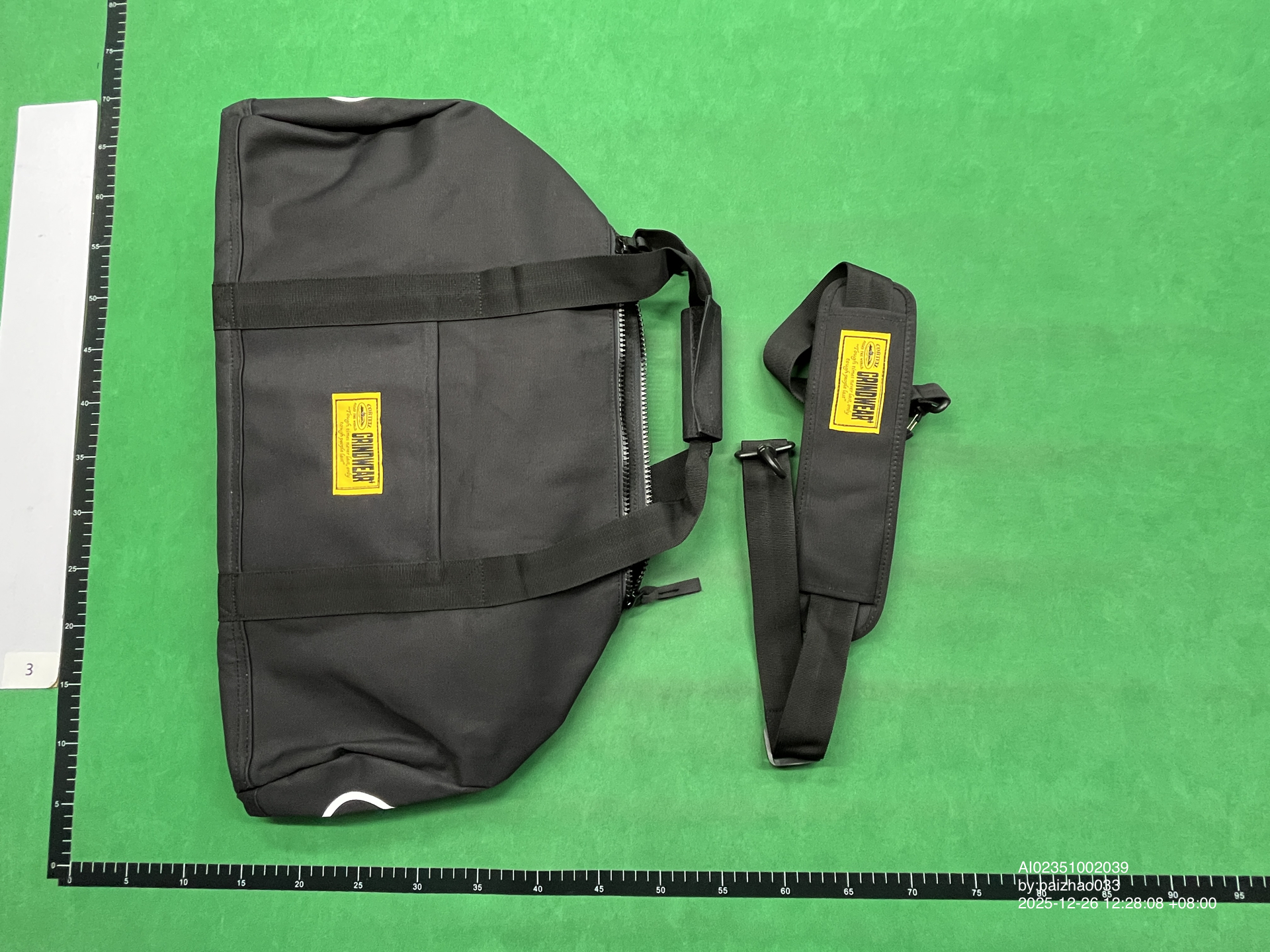 QC Photo - Corteiz Alcatraz Duffle Bag Black
