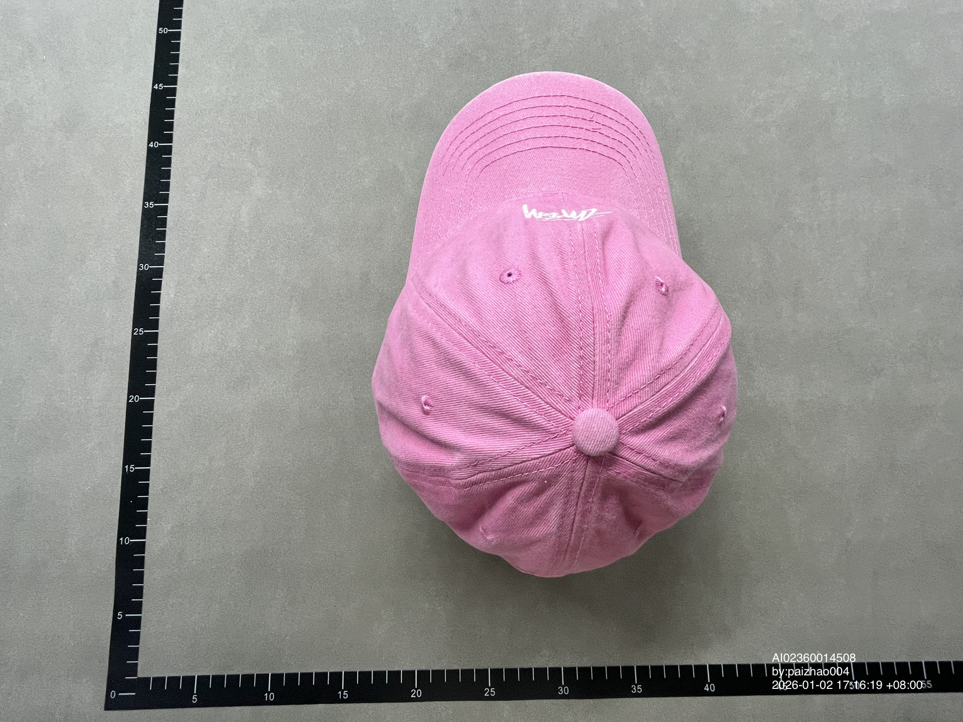 QC Photo - A small embroidered baseball cap 3437