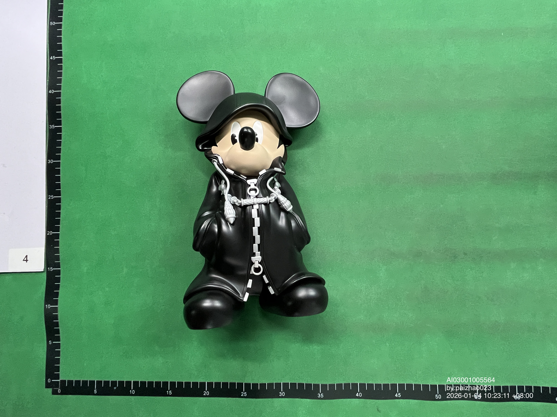 QC Photo - Kingdom Hearts Mickey Figurine 30 cm