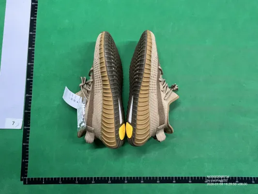 yeezy 350 qc photo