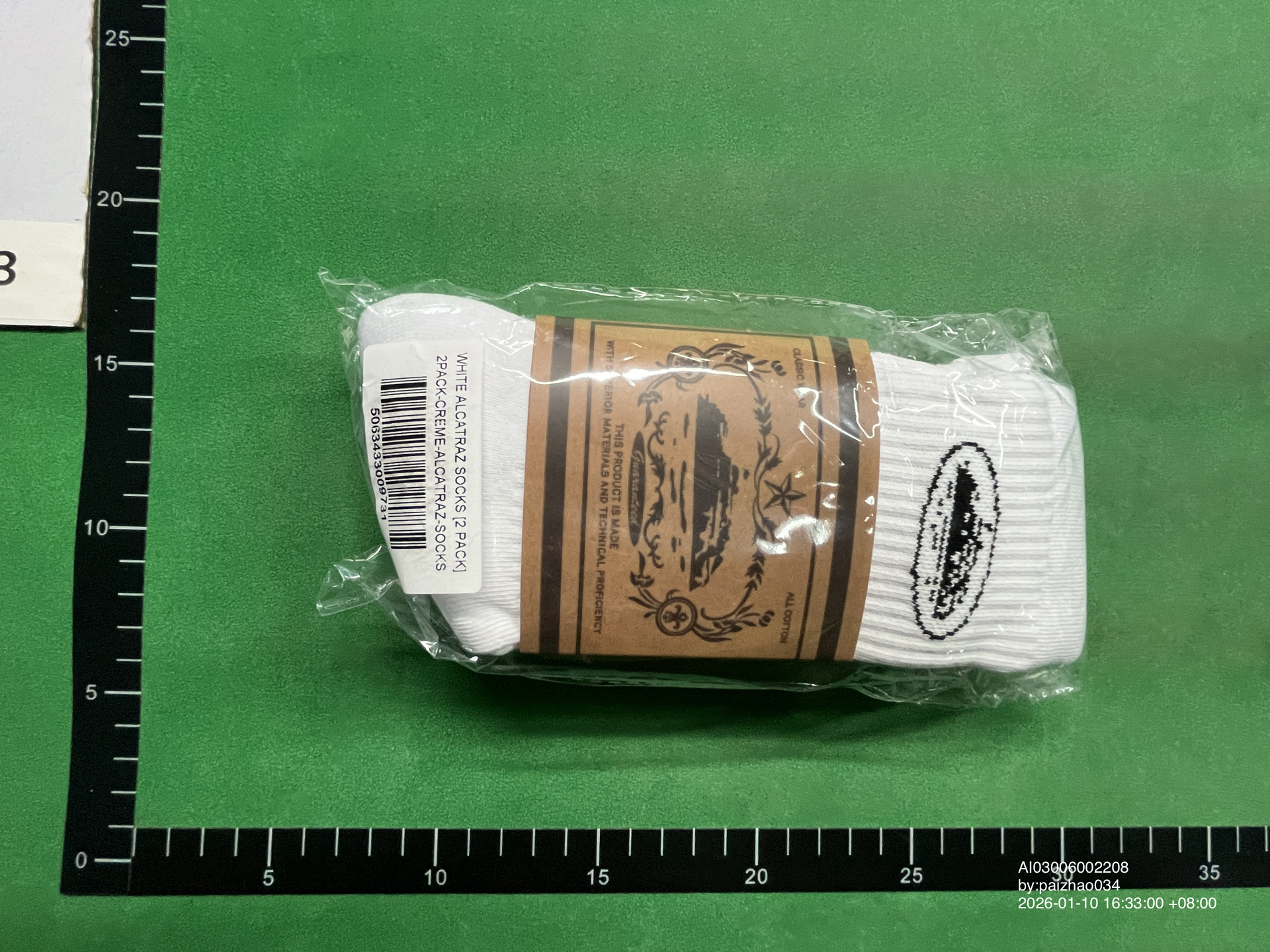 QC Photo - Three-color socks cruise ship 6491