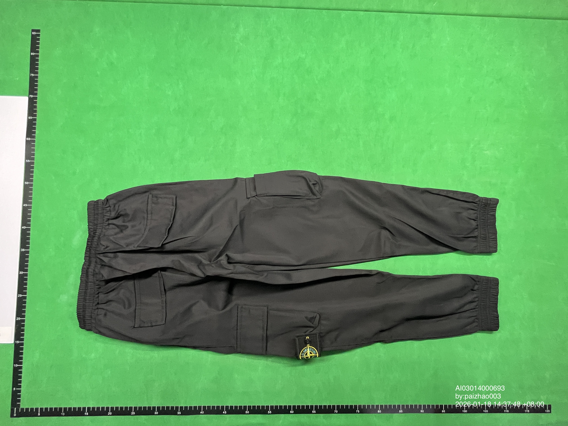 QC Photo - Stone Island Cargo Pants