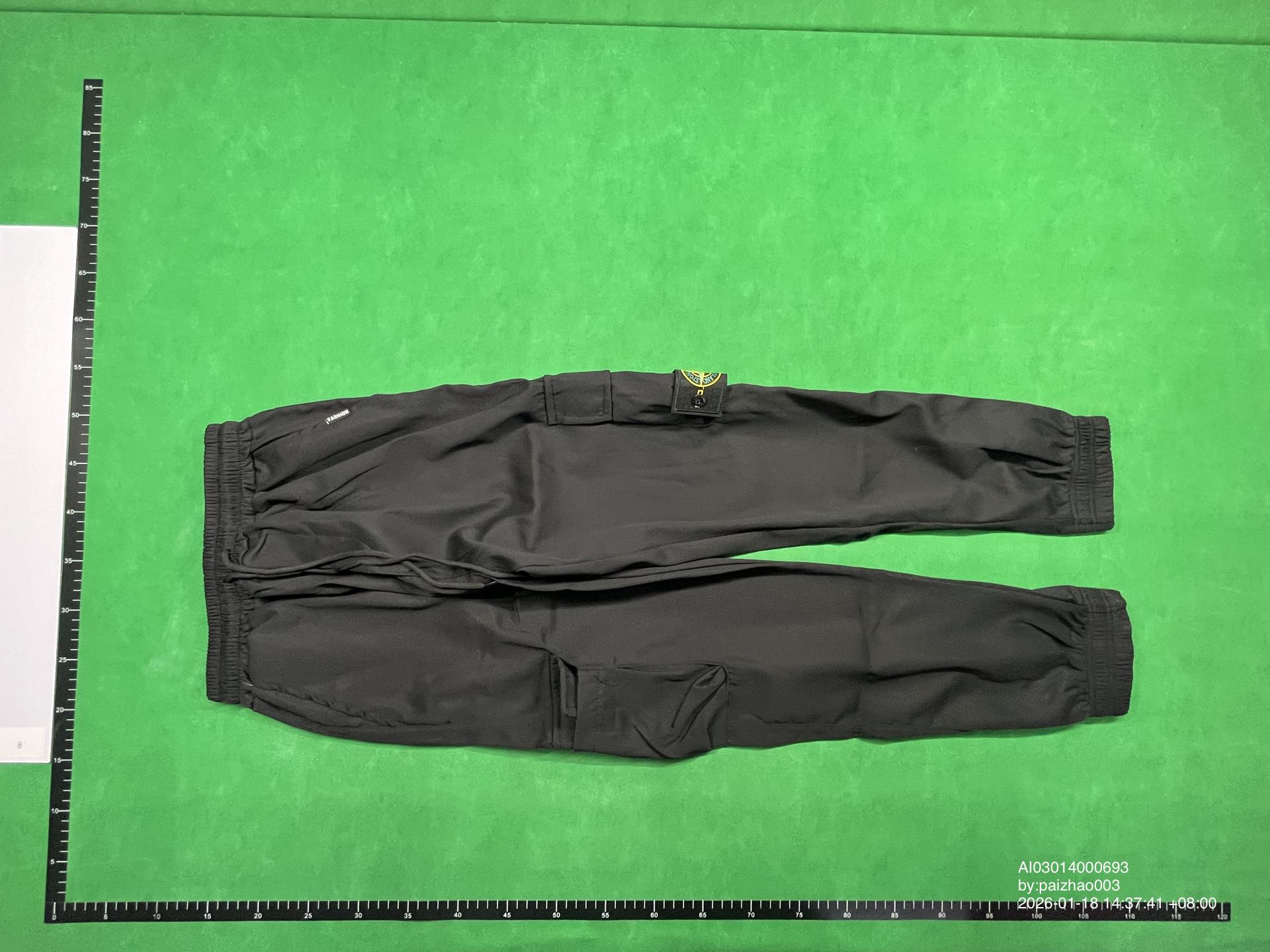 QC Photo - Stone Island Cargo Pants