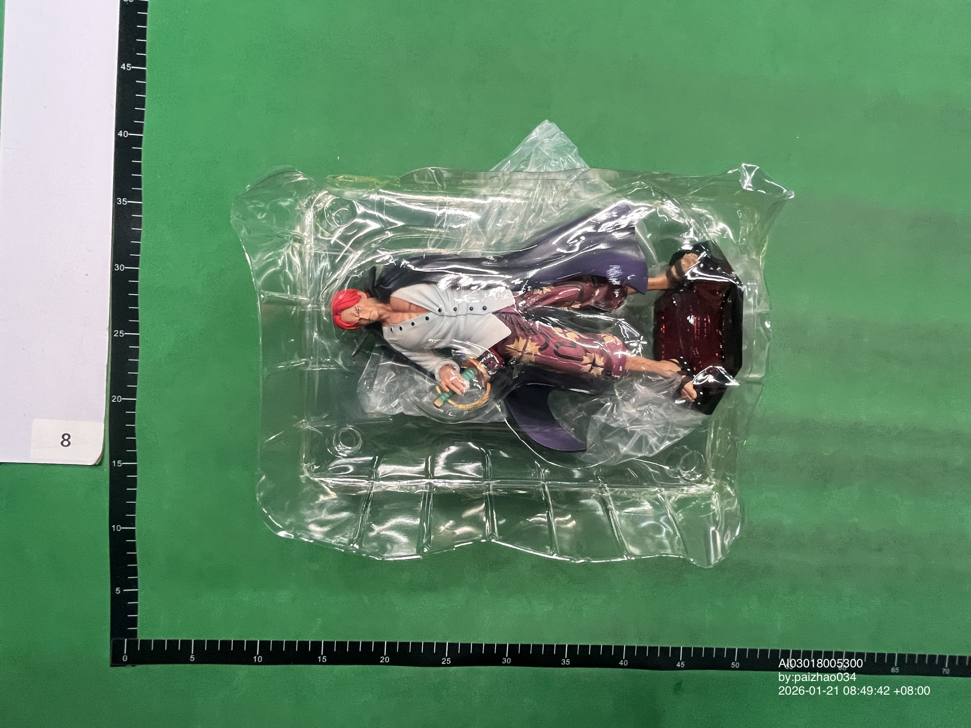 QC Photo - One Piece Shanks Figure