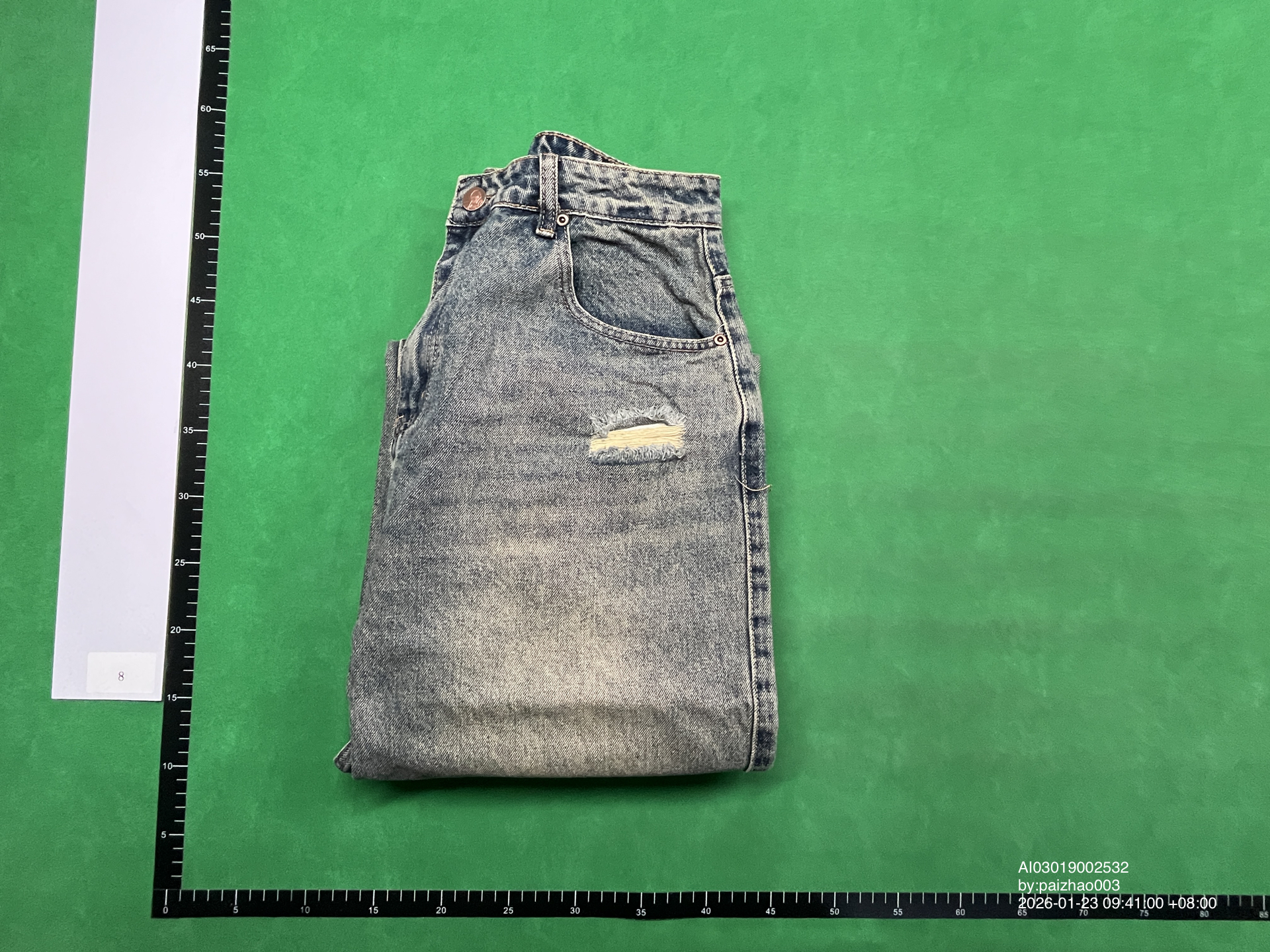 QC Photo - Derschutze Awakening Jeans