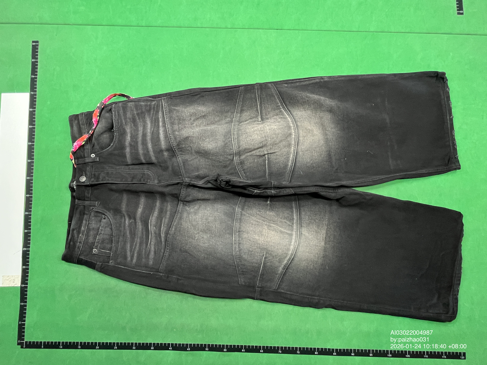 QC Photo - Balenciaga George V Baggy Jeans