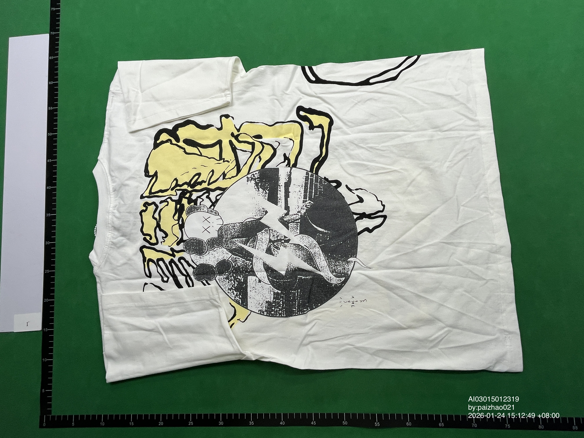 QC Photo - Travis Scott Cactus Jack x Kaws Fragment Tee
