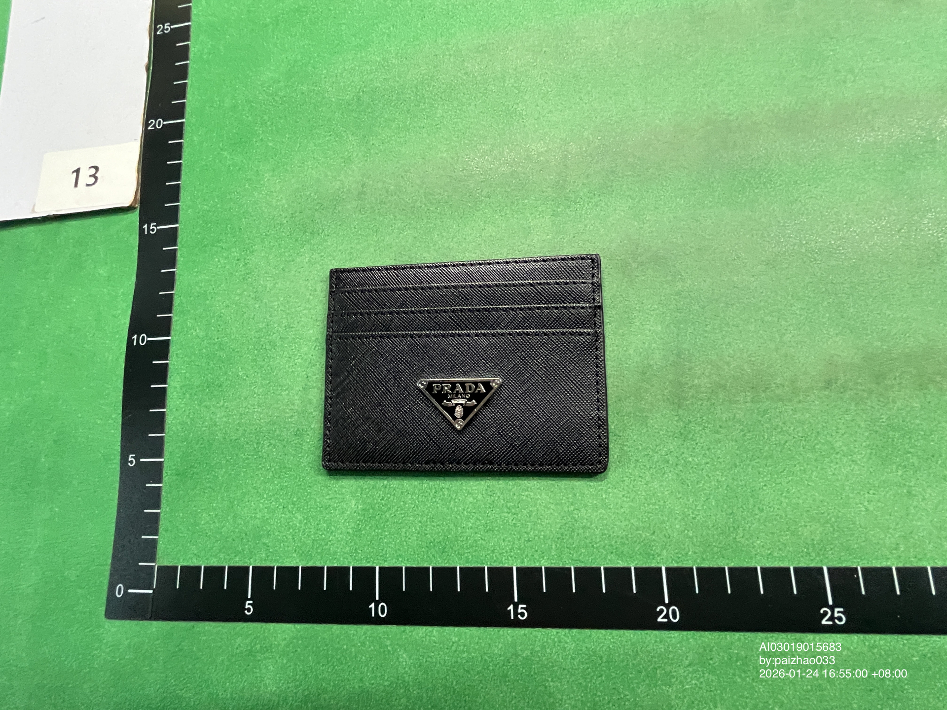 QC Photo - Trendy cross-patterned card case 0301