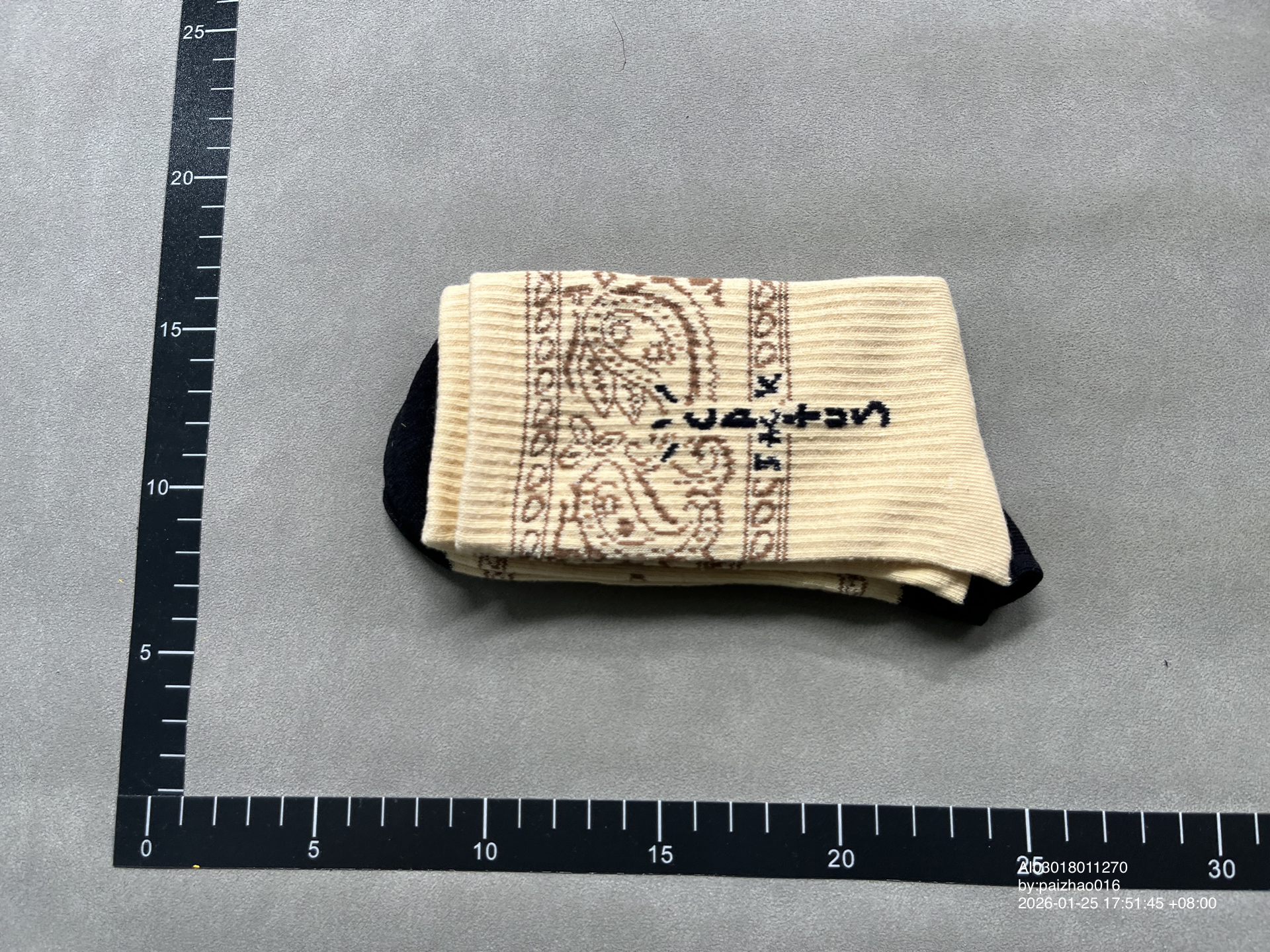 QC Photo - Travis Scott Socks