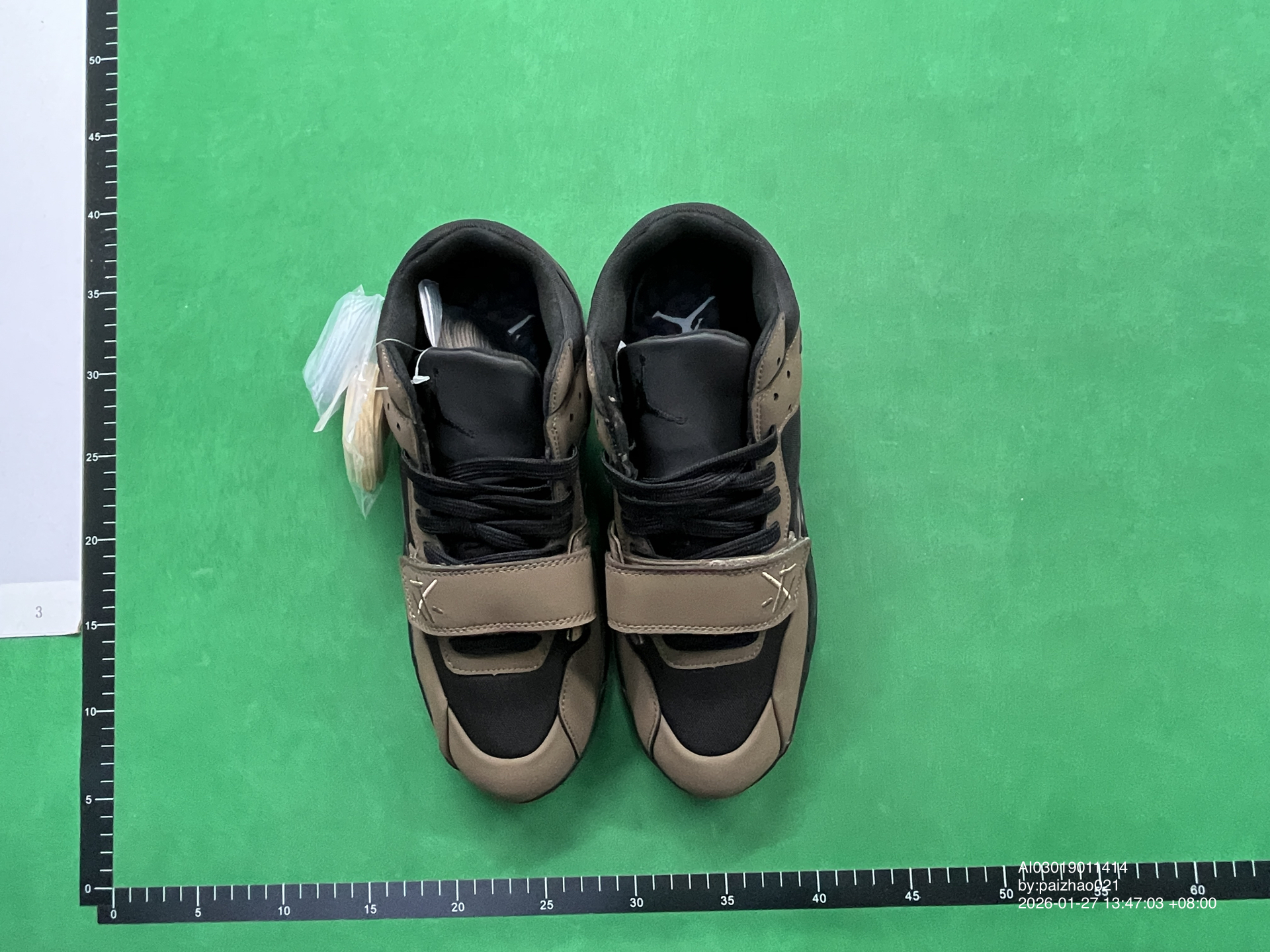 QC Photo - Travis Scott x Jordan Jumpman Jack