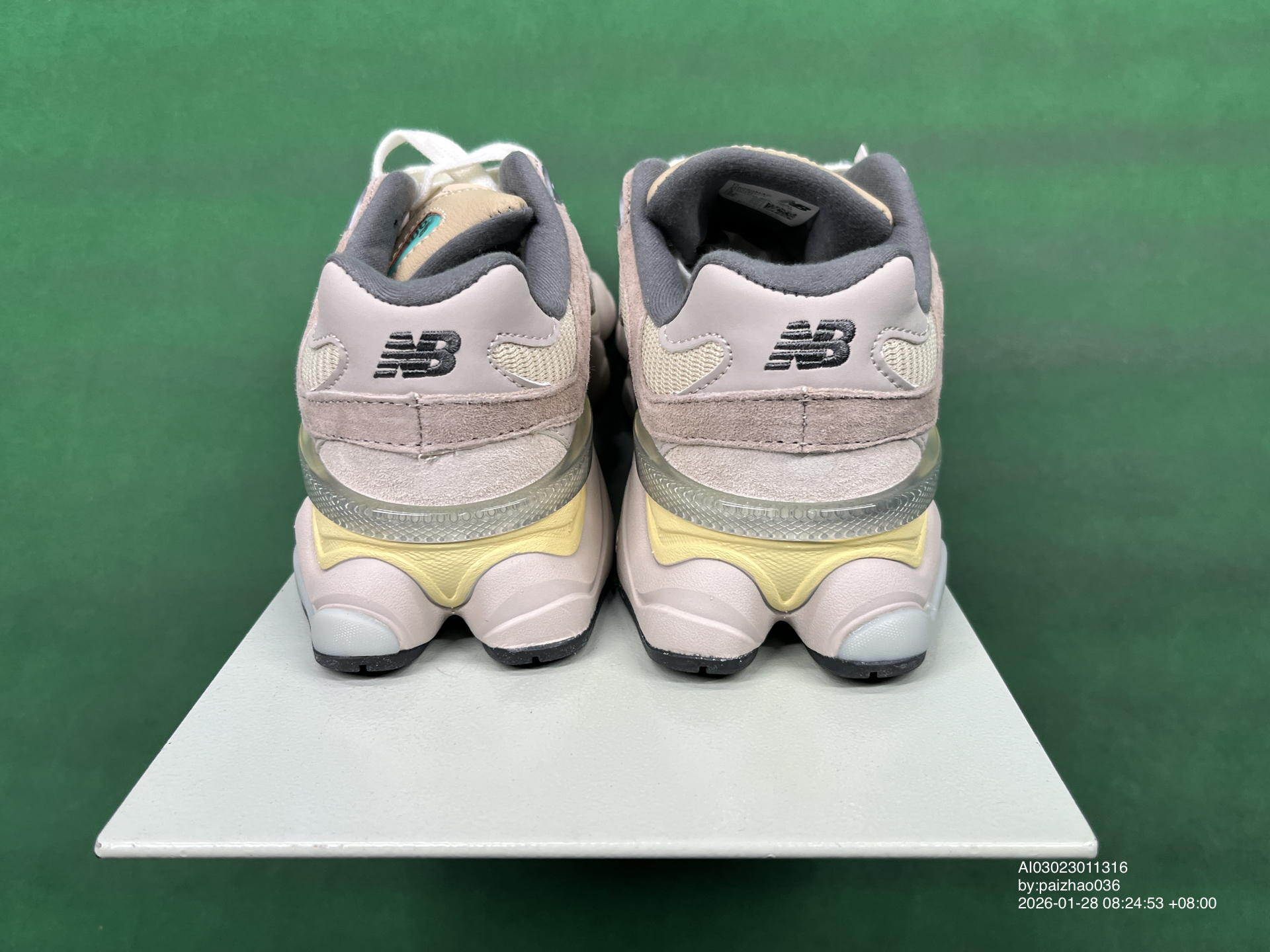 QC Photo - New Balance 9060