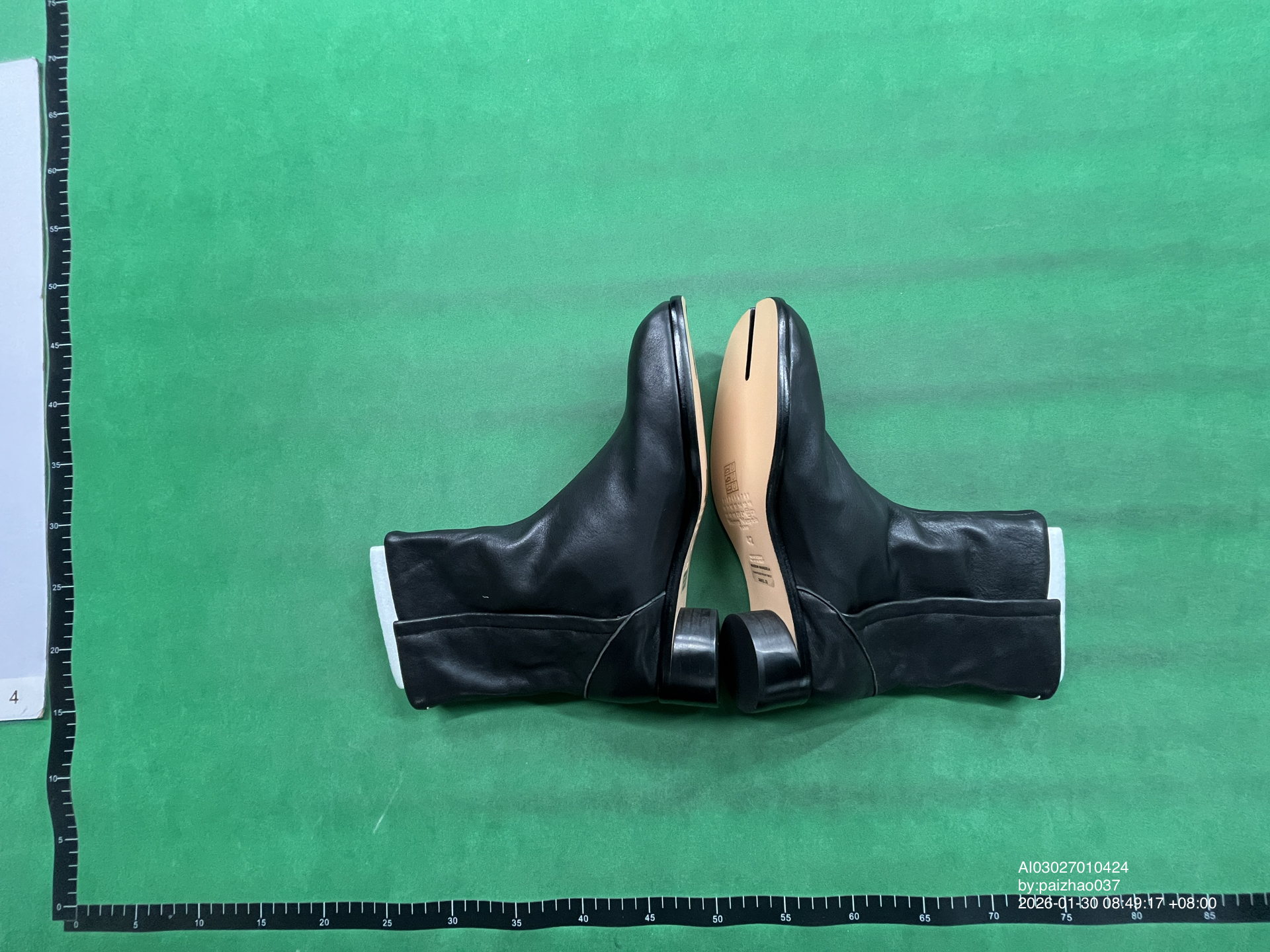 QC Photo - Maison Margiela Tabi Boots (2 Variants)