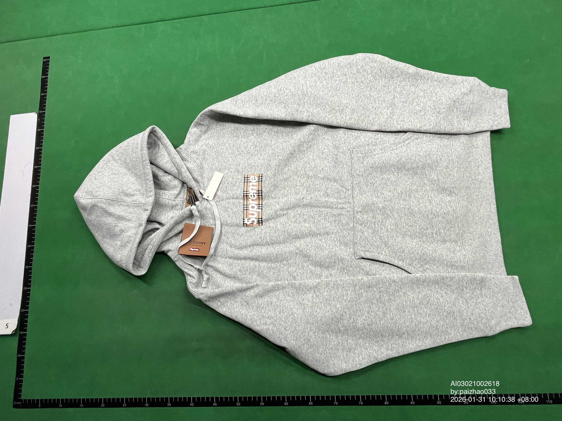 QC Photo - Supreme x Burberry Box Logo Hoodies