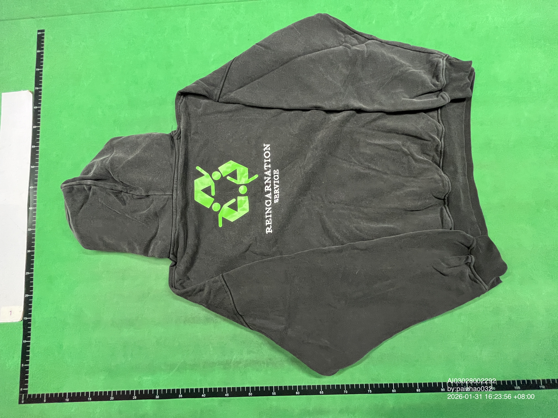 QC Photo - Bunch of Vetements Hoodies (56 Variants)