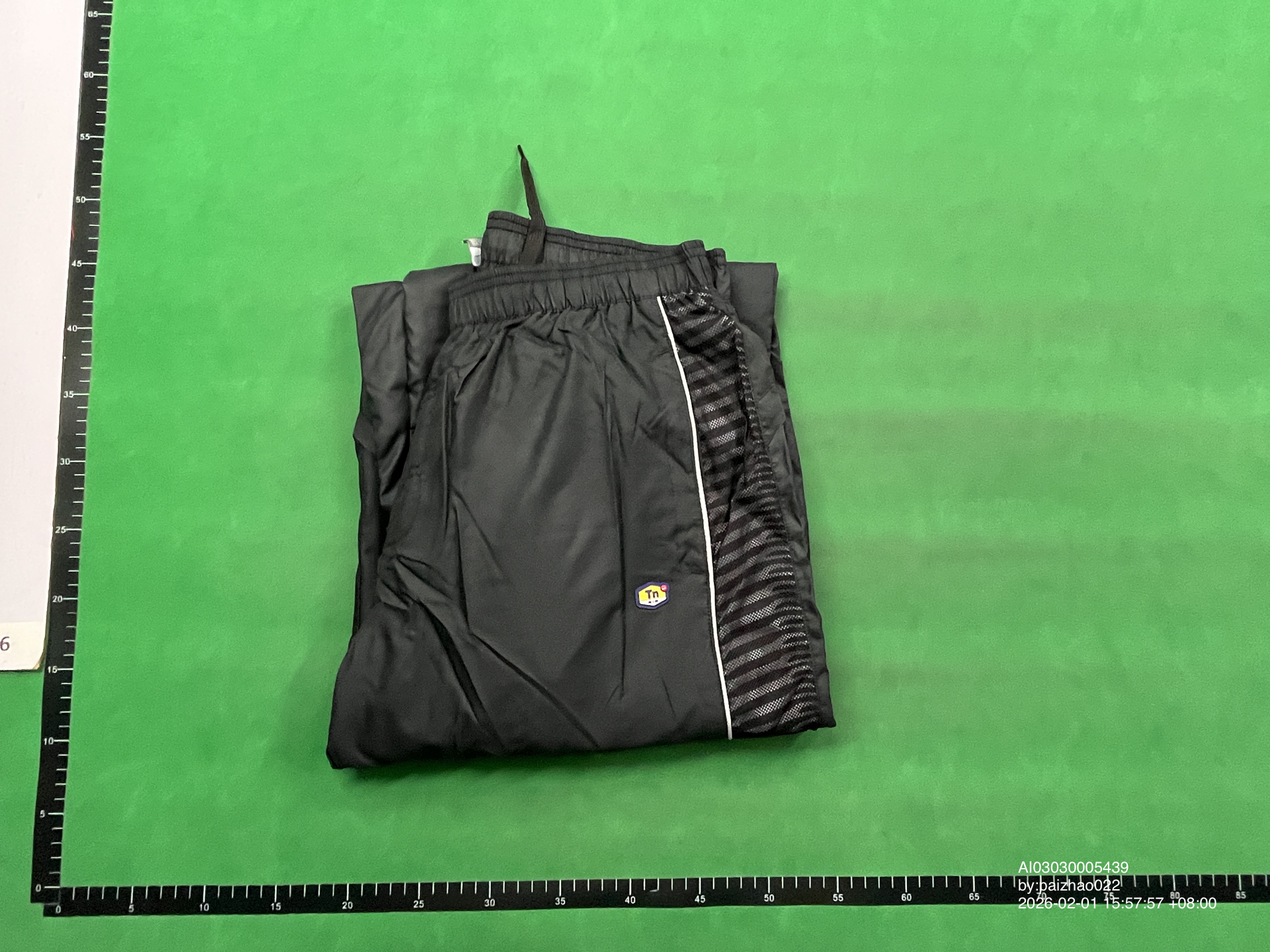 QC Photo - Nike TN Track Jacket + Pants Black Zebra