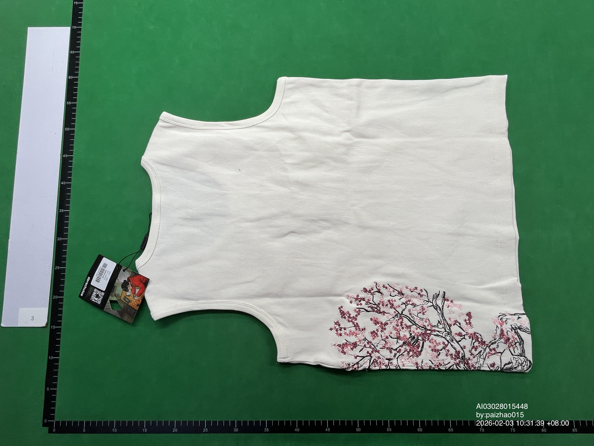 QC Photo - Derschutze Cherry Blossom Tank Top (2 Variants)