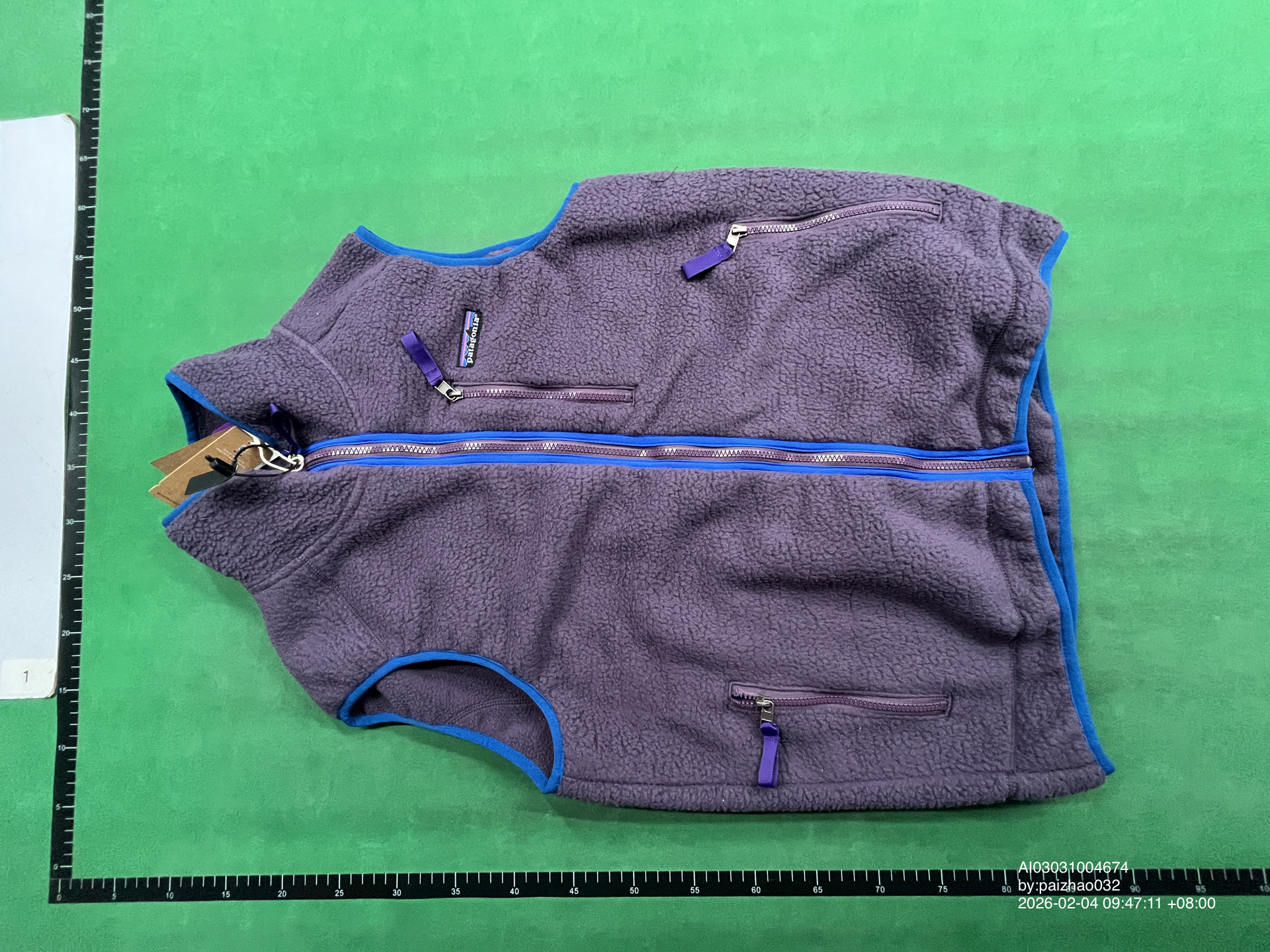 QC Photo - Patagonia Retro Pile Fleece Vests