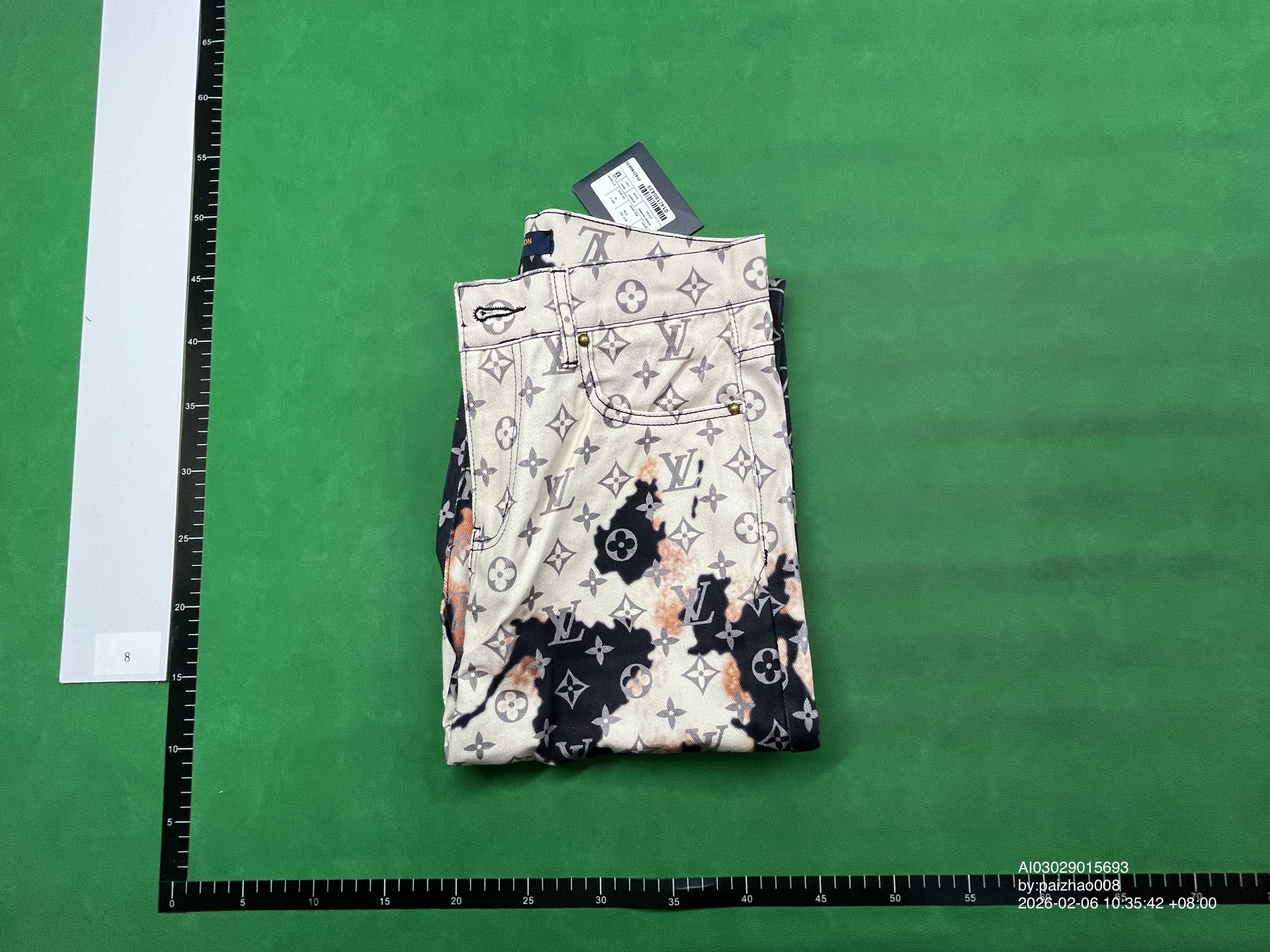 QC Photo - Louis Vuitton Denim Jeans #1
