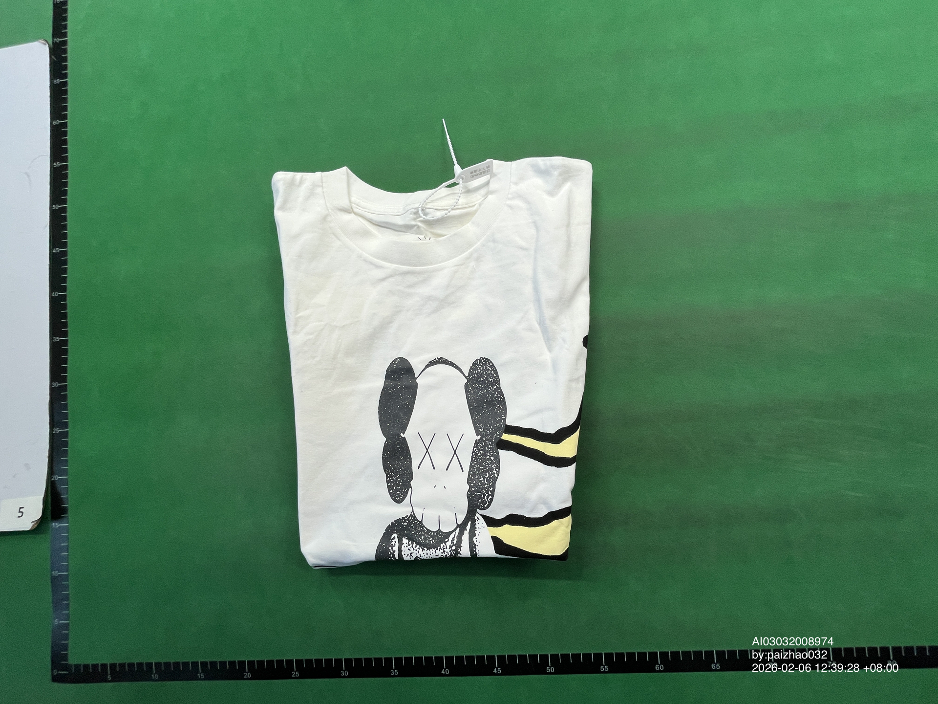 QC Photo - Travis Scott Cactus Jack x Kaws Fragment Tee