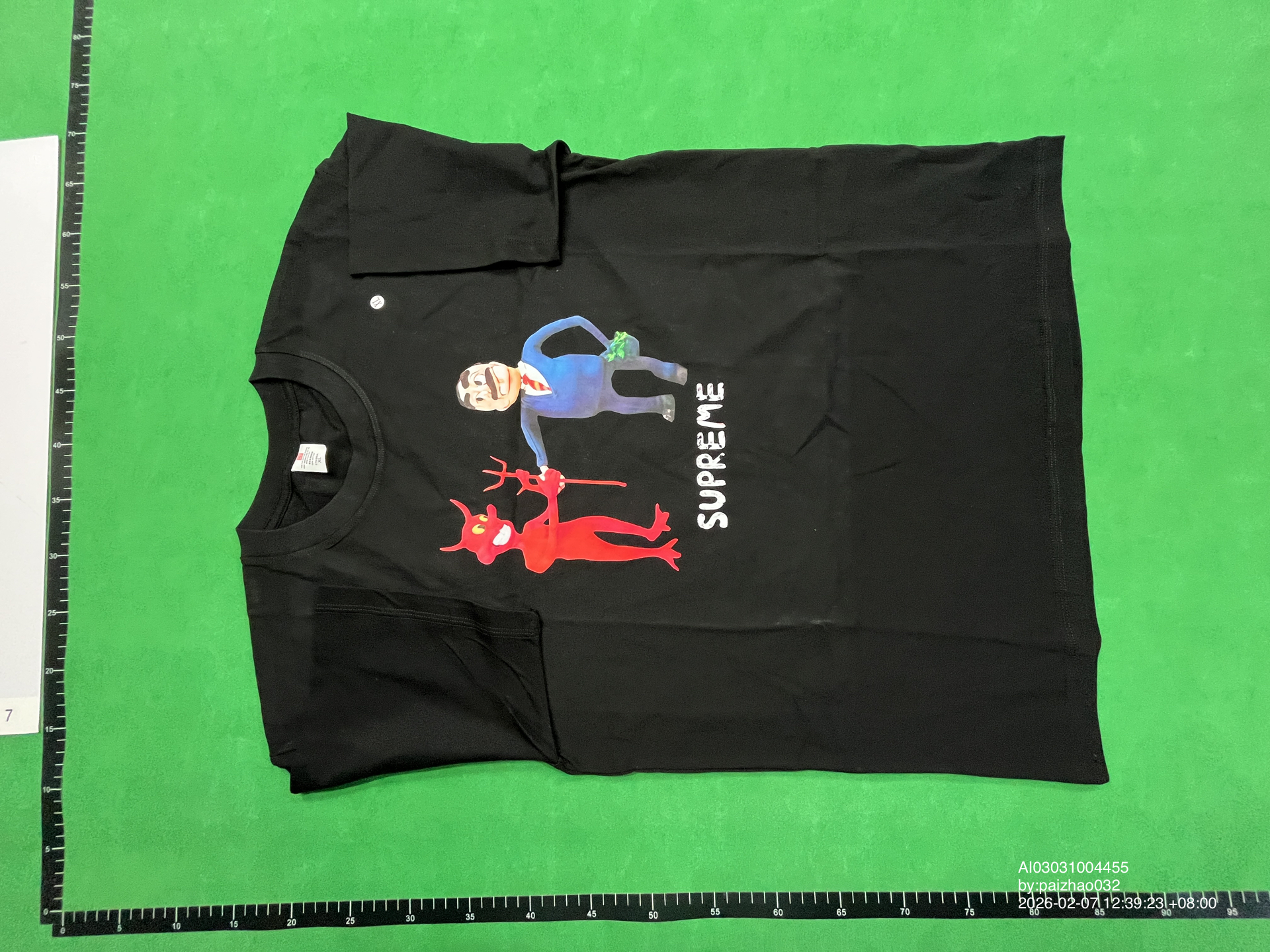 QC Photo - Supreme X Kaws Tee